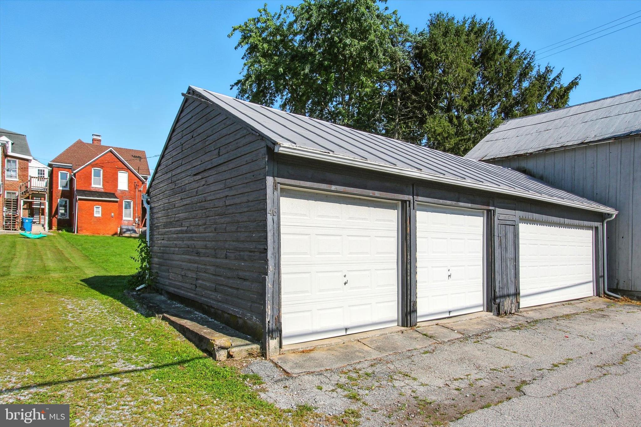 SPRING GROVE BORO - Residential