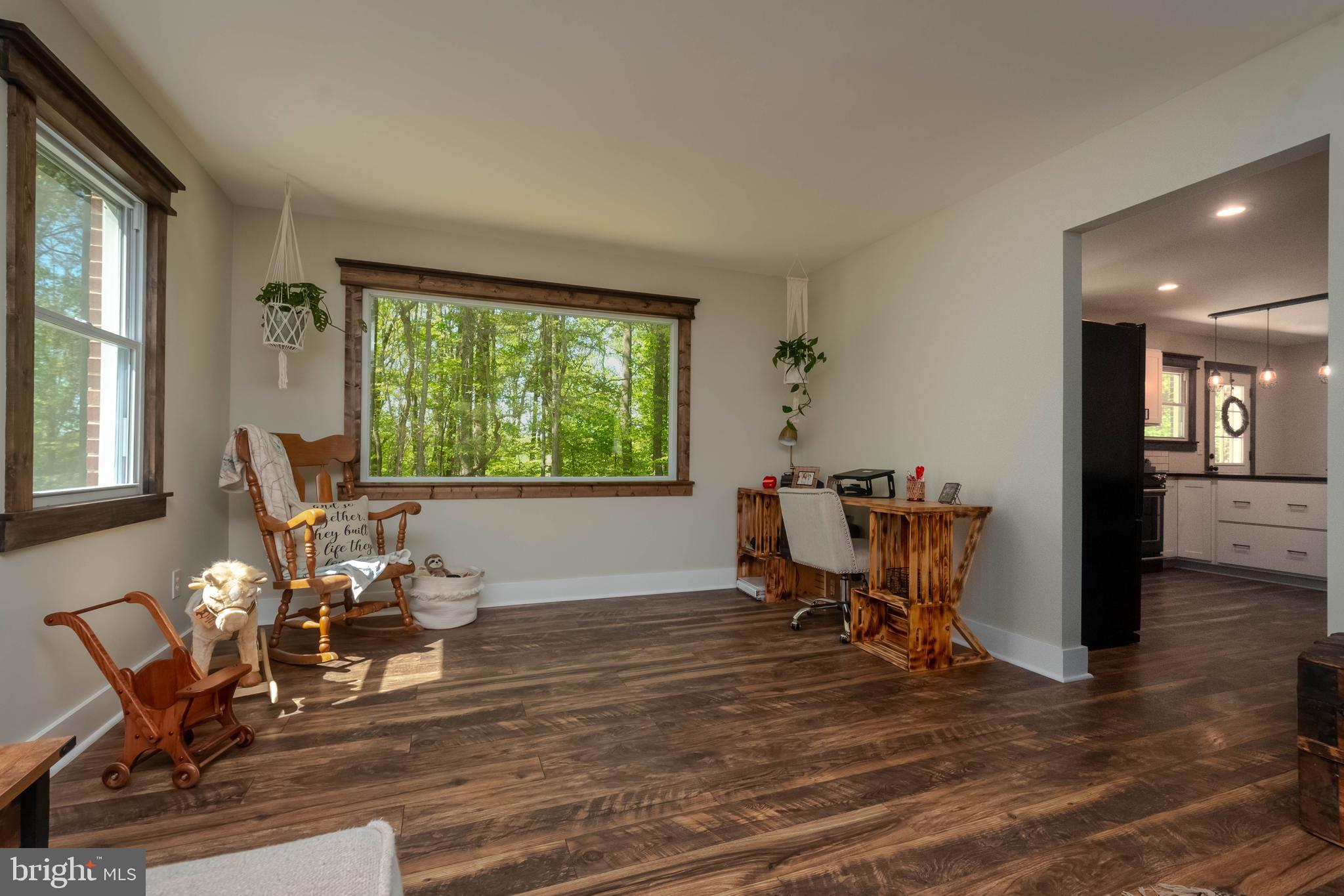 PERRY HALL MANOR - Residential