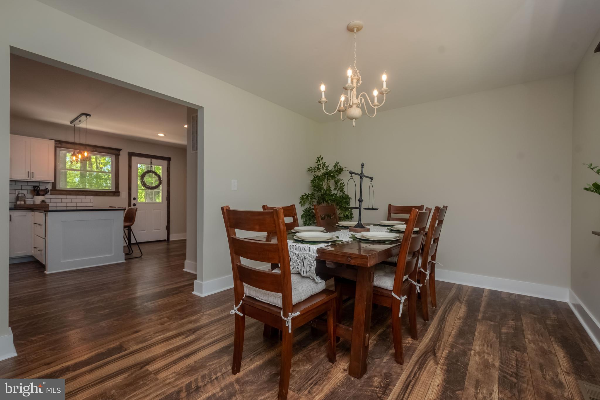 PERRY HALL MANOR - Residential