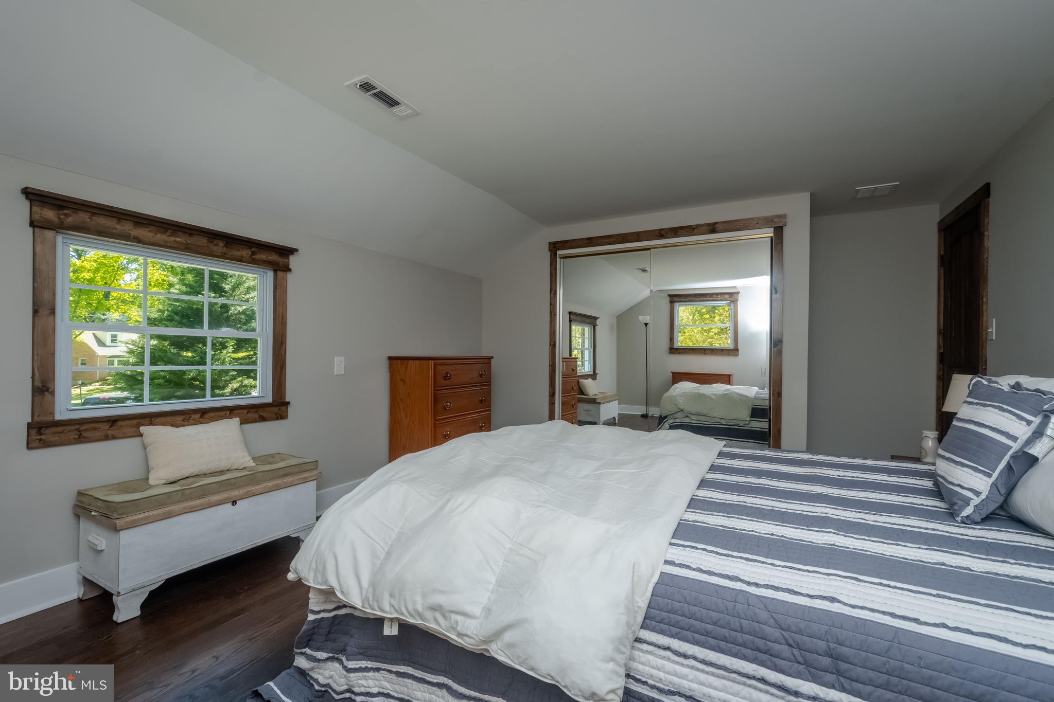 PERRY HALL MANOR - Residential