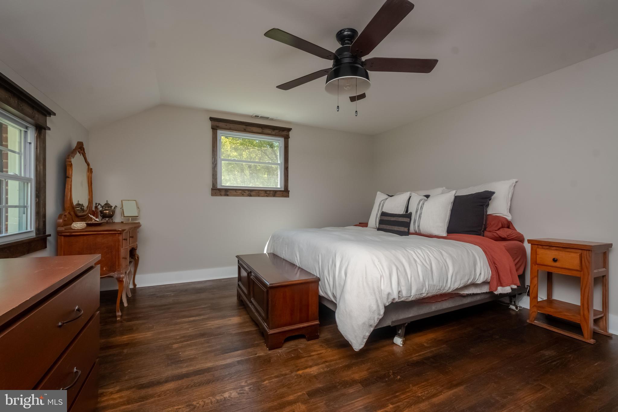 PERRY HALL MANOR - Residential