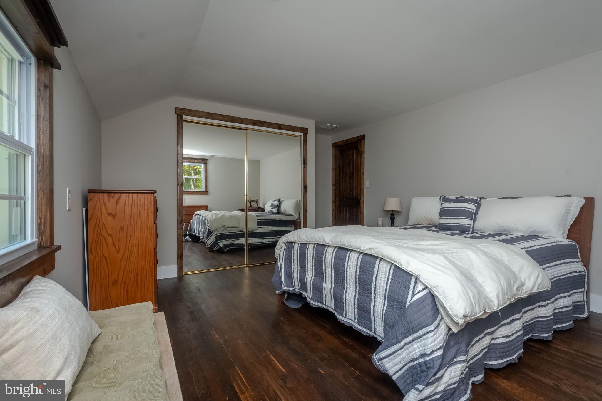 PERRY HALL MANOR - Residential