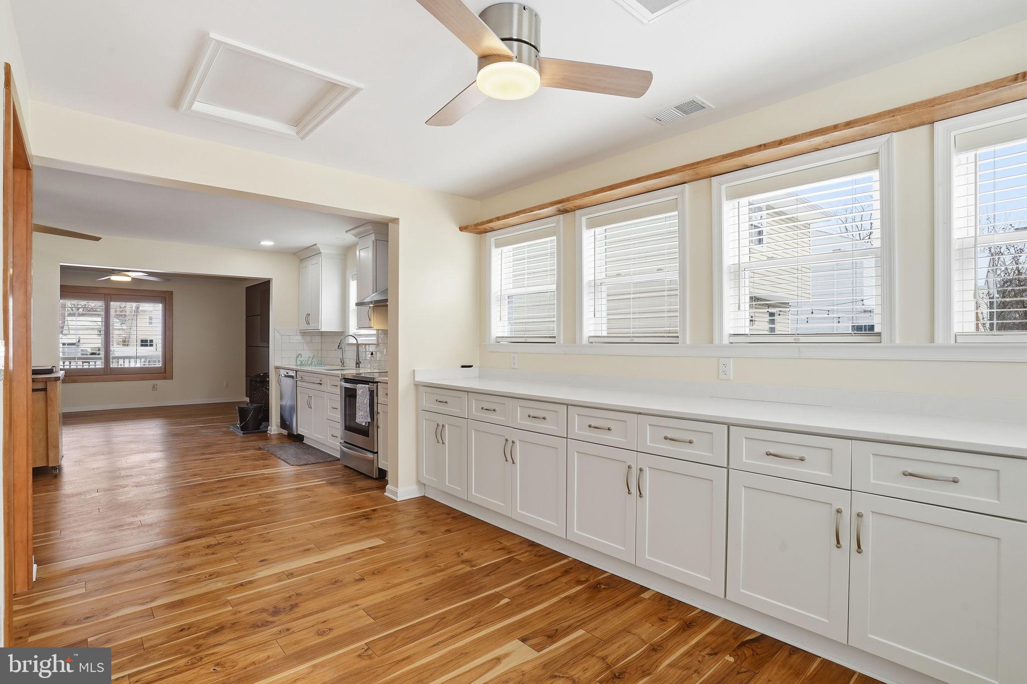 LONDONTOWN - Residential