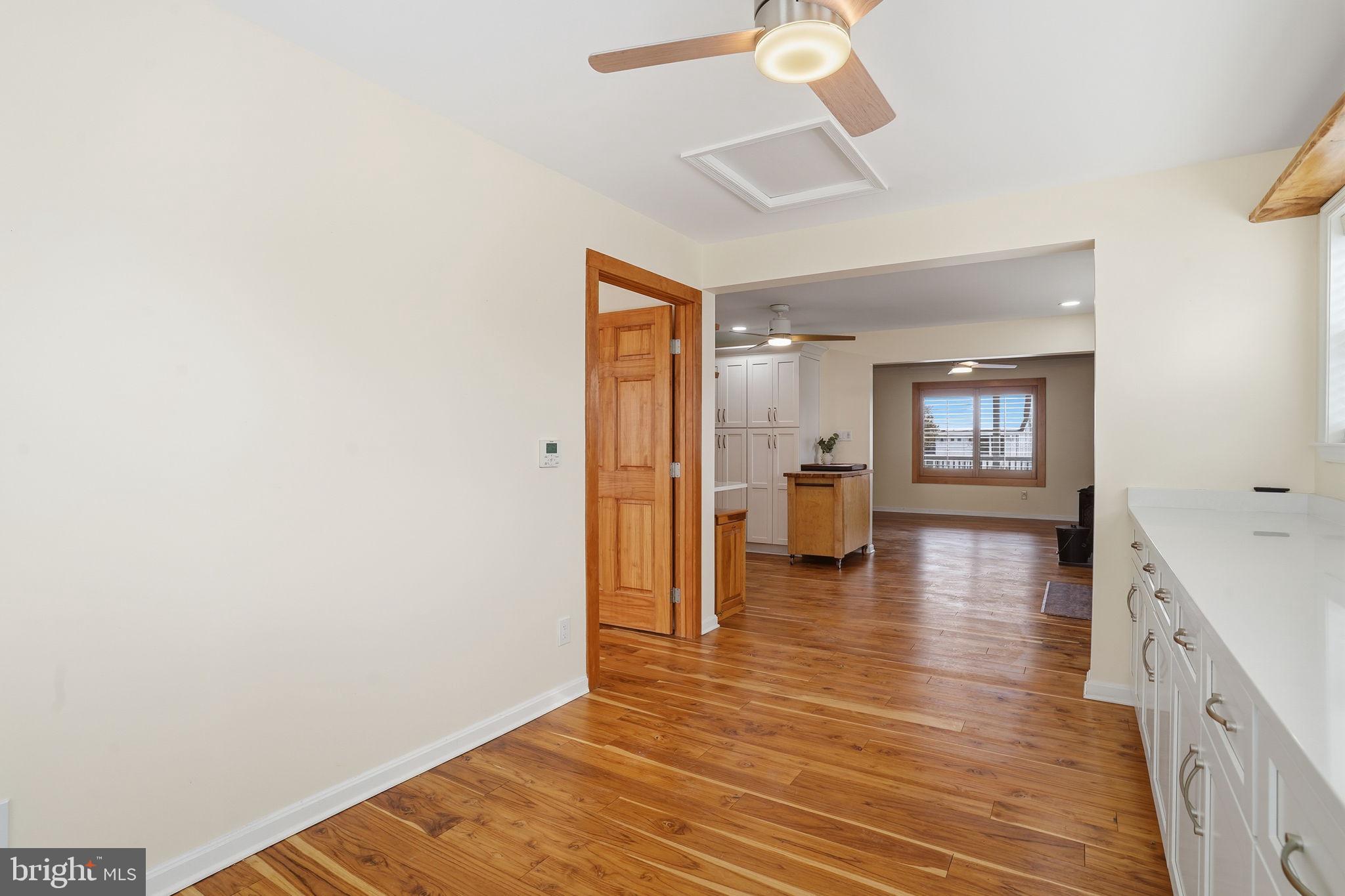 LONDONTOWN - Residential