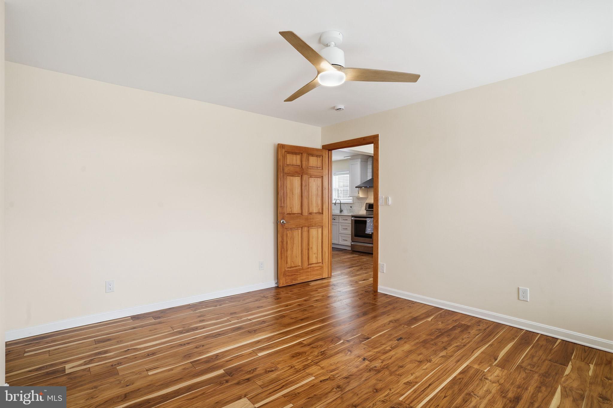 LONDONTOWN - Residential