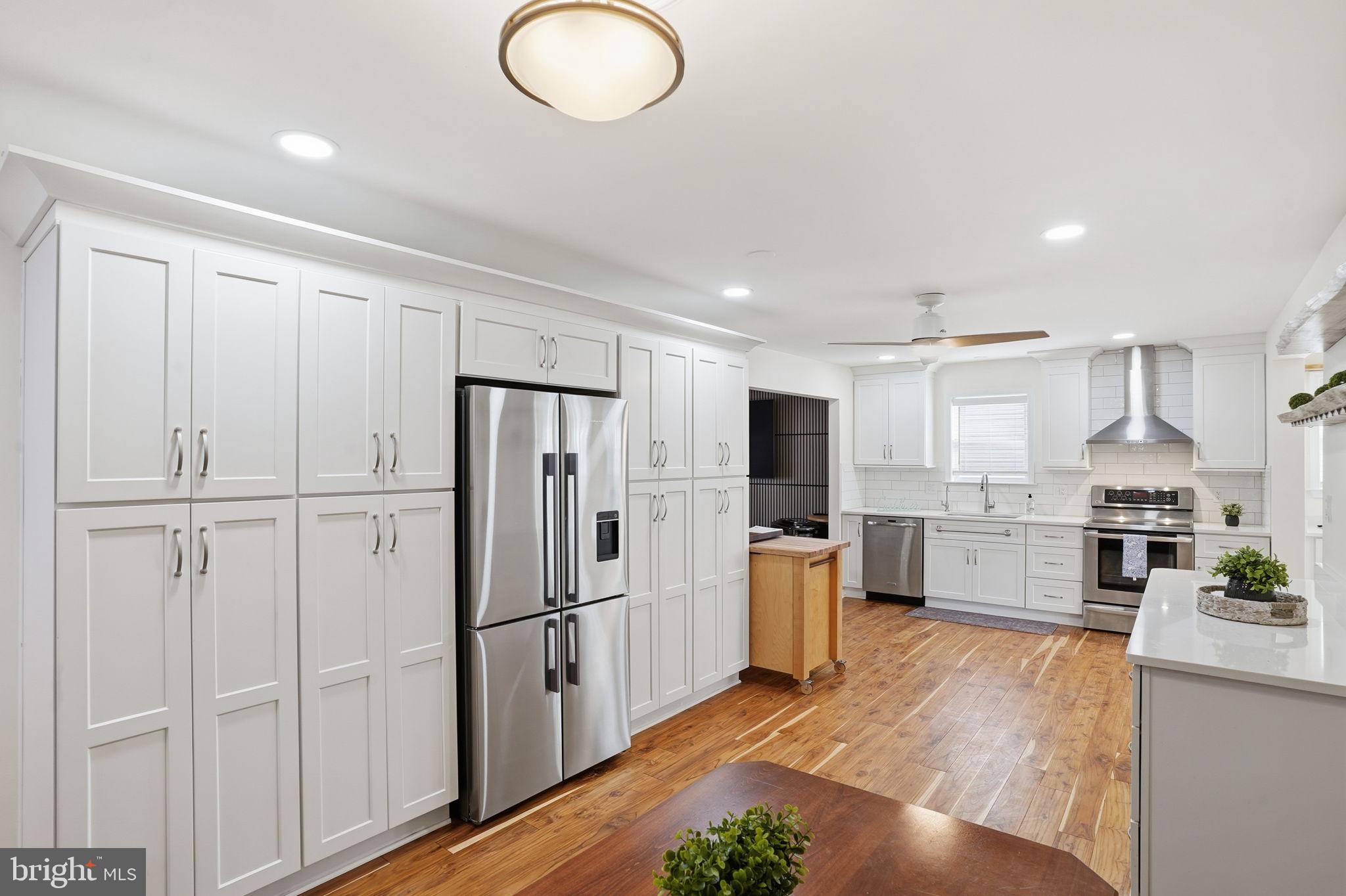 LONDONTOWN - Residential