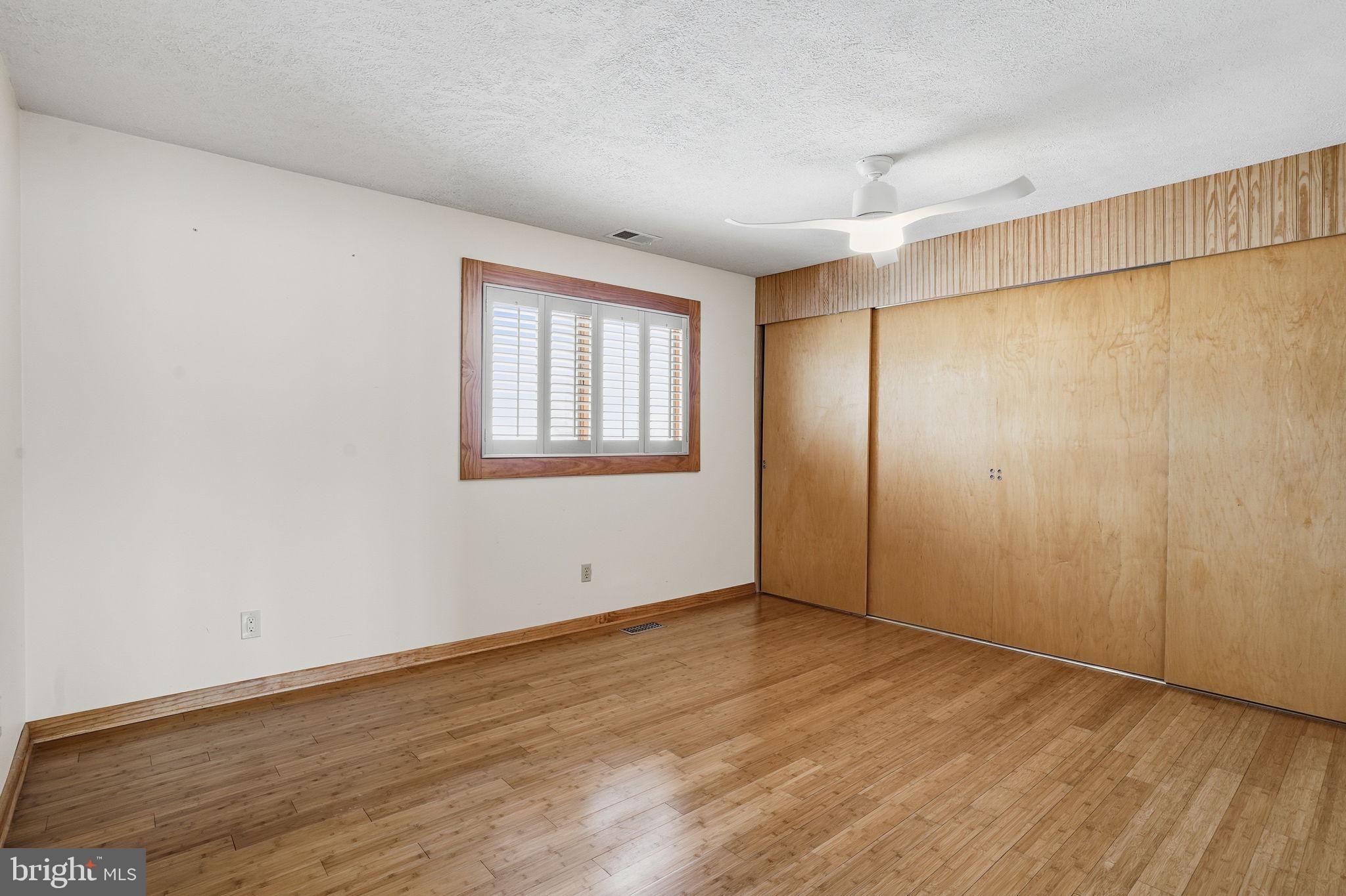 LONDONTOWN - Residential