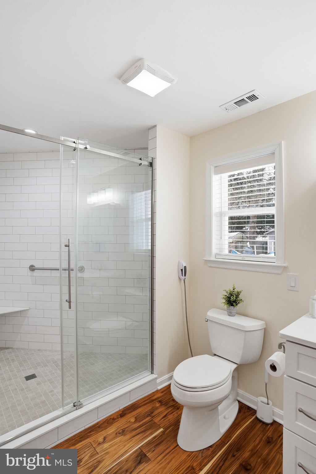 LONDONTOWN - Residential