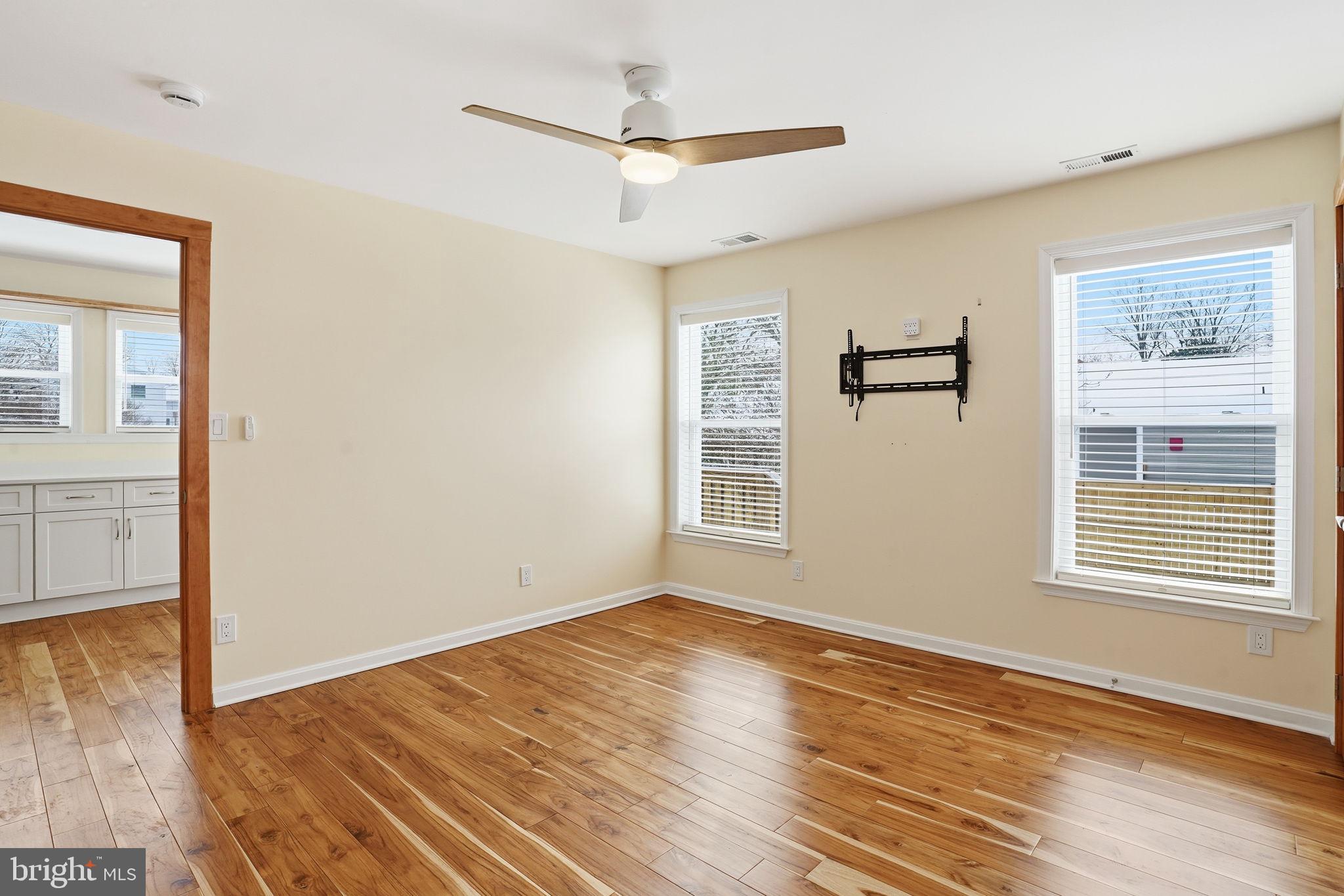 LONDONTOWN - Residential