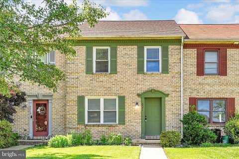 Townhouse For Sale - 6541 Hollow Drive<br/> EAST PETERSBURG, PA 17520