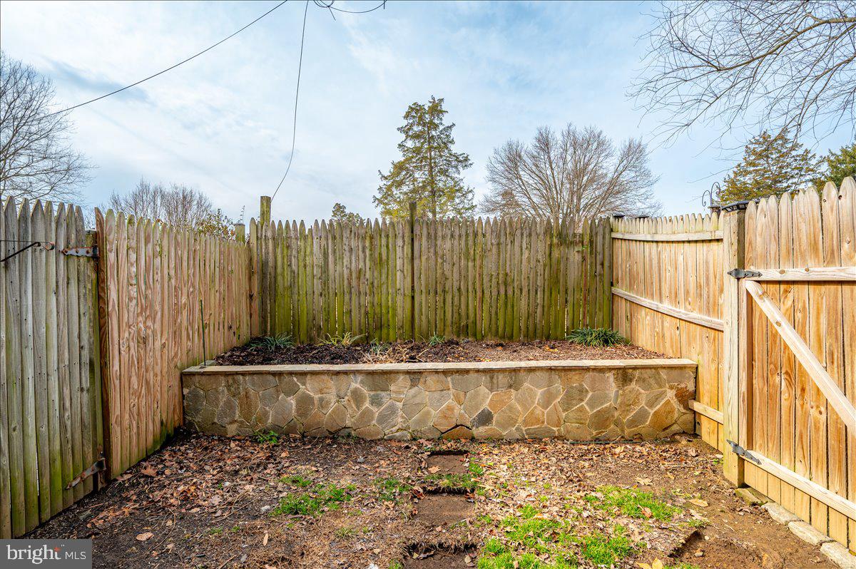 WESTVIEW TERRACE - Residential