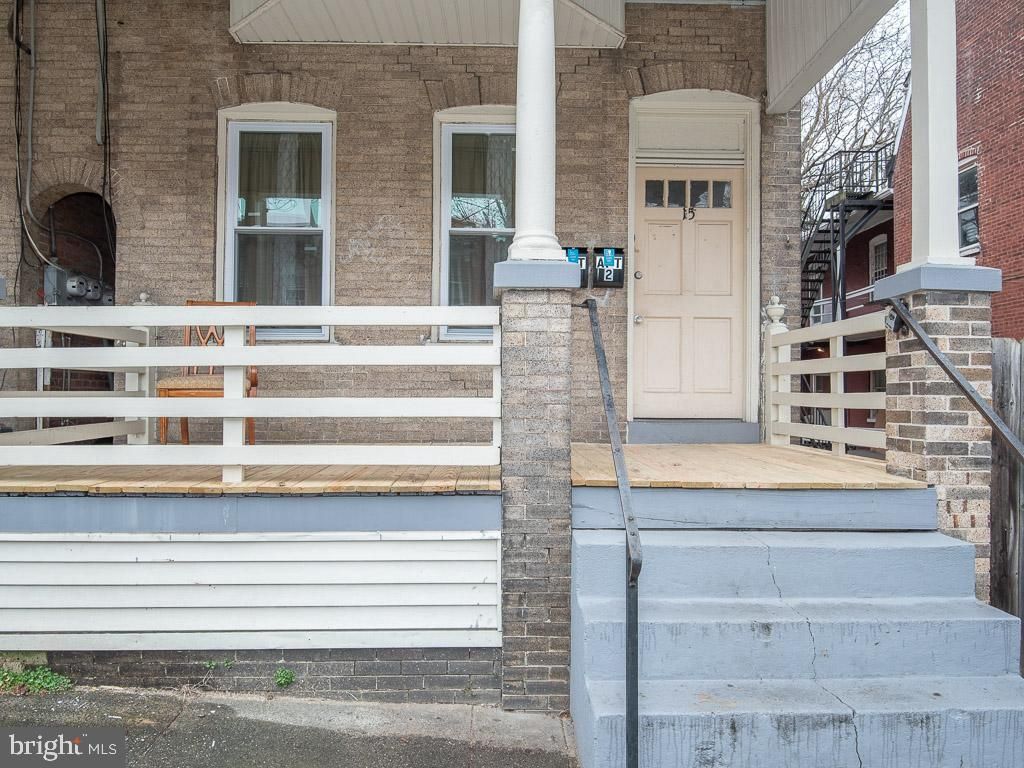 Photo of 15 S ANN ST, LANCASTER, PA 17602 (MLS # PALA2031326)