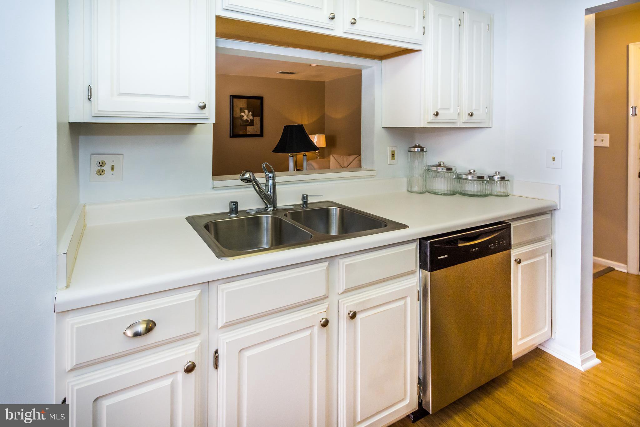 ENGLISH COUNTRY MANOR - Residential