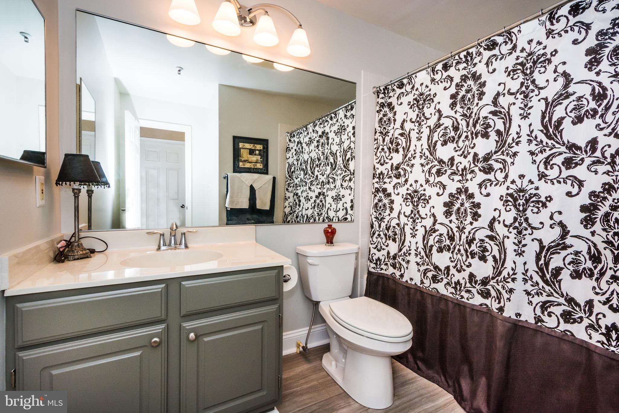 ENGLISH COUNTRY MANOR - Residential