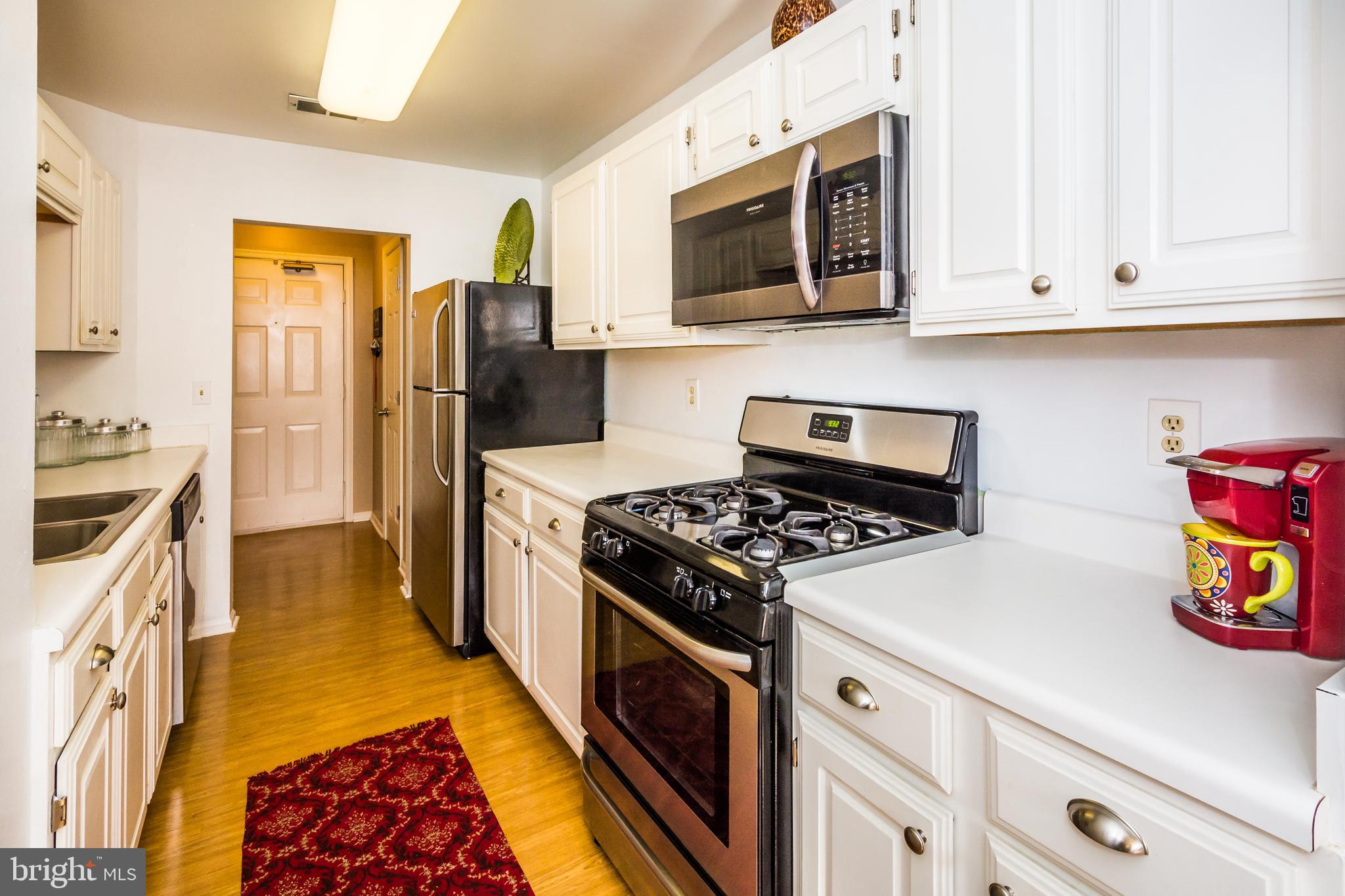 ENGLISH COUNTRY MANOR - Residential