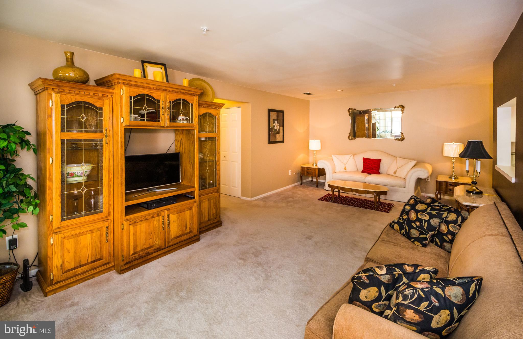 ENGLISH COUNTRY MANOR - Residential