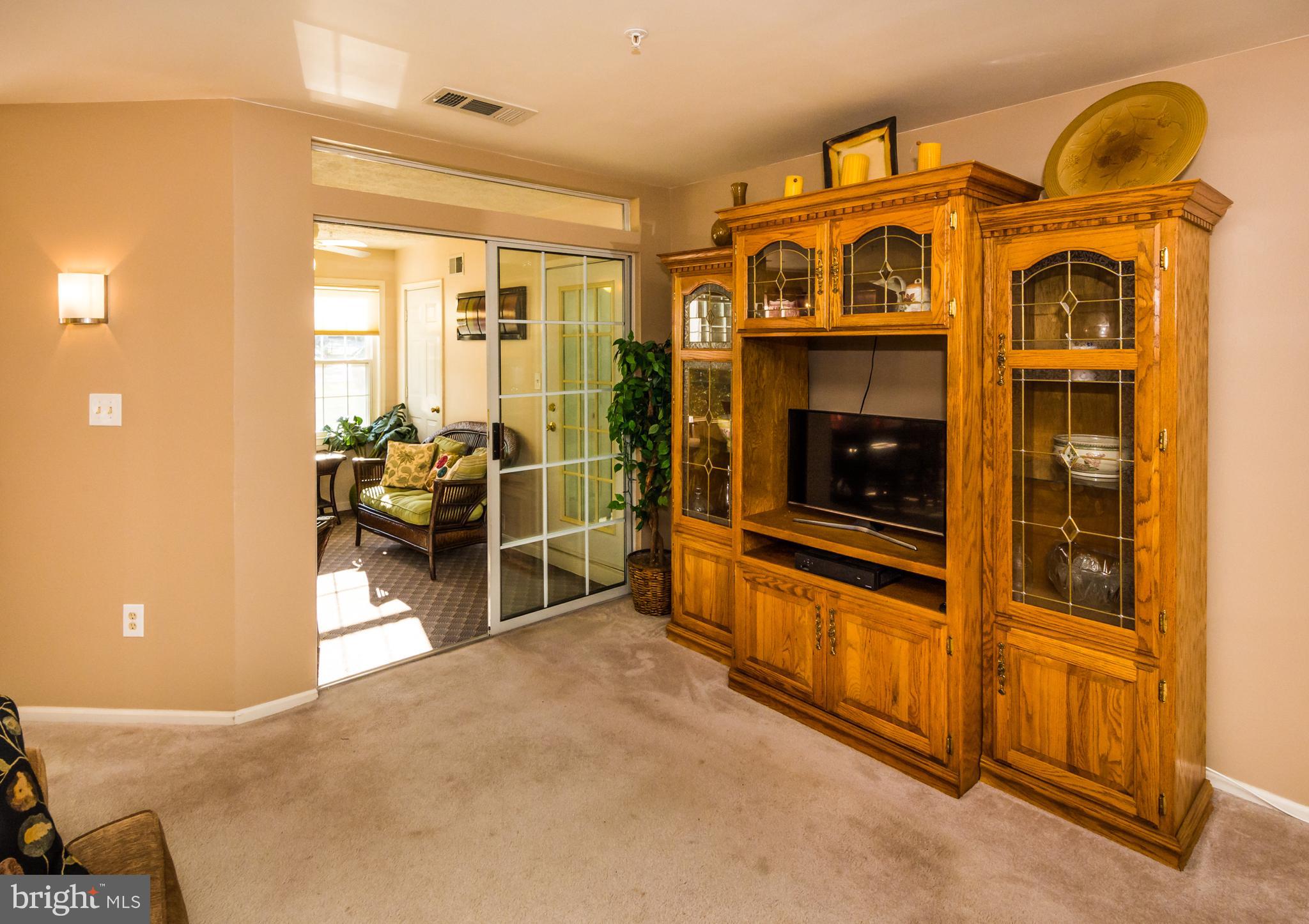 ENGLISH COUNTRY MANOR - Residential