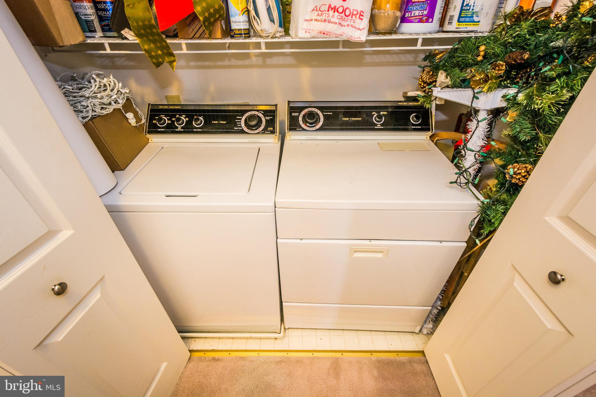 ENGLISH COUNTRY MANOR - Residential