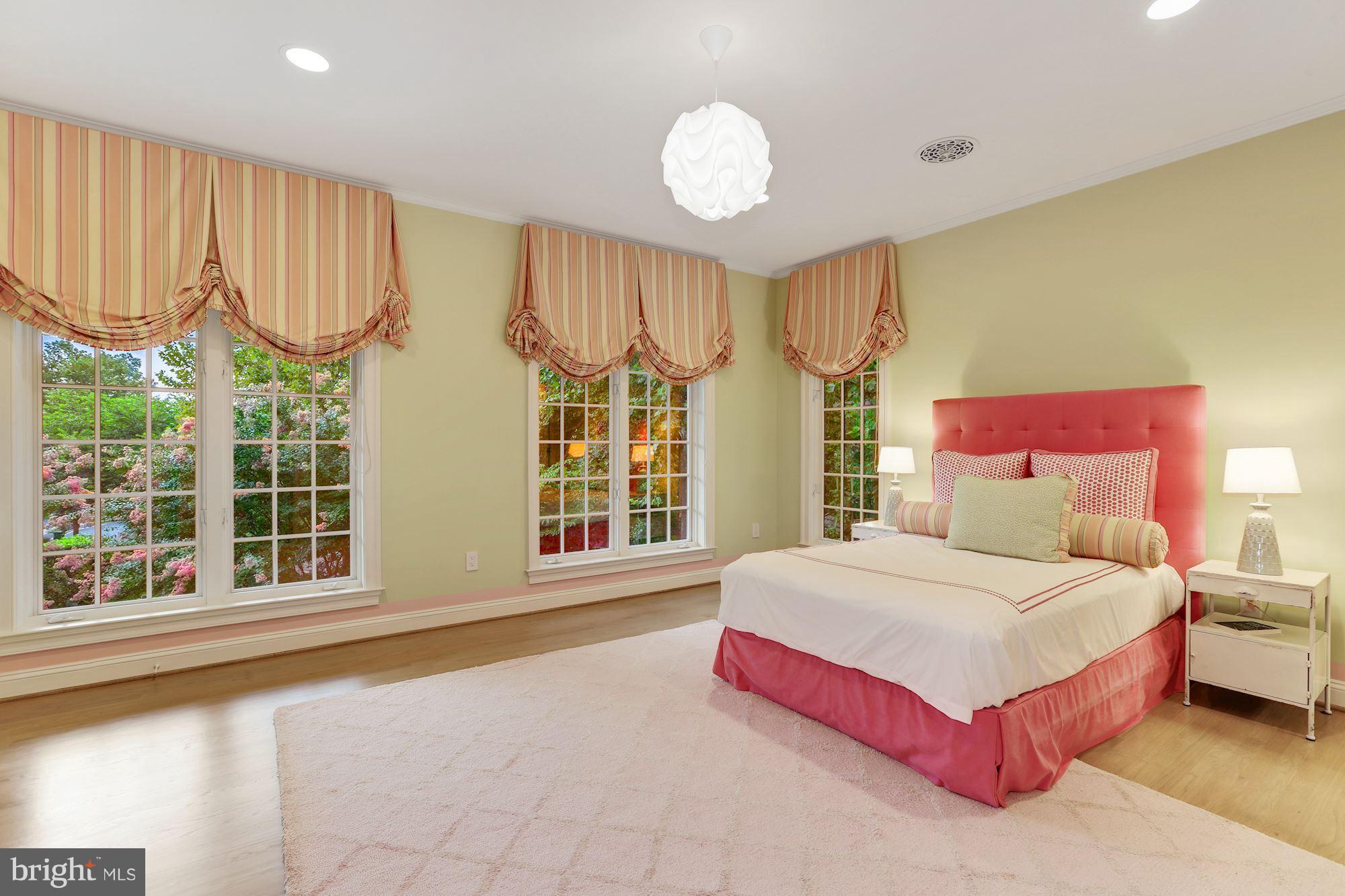 AVENEL - Residential