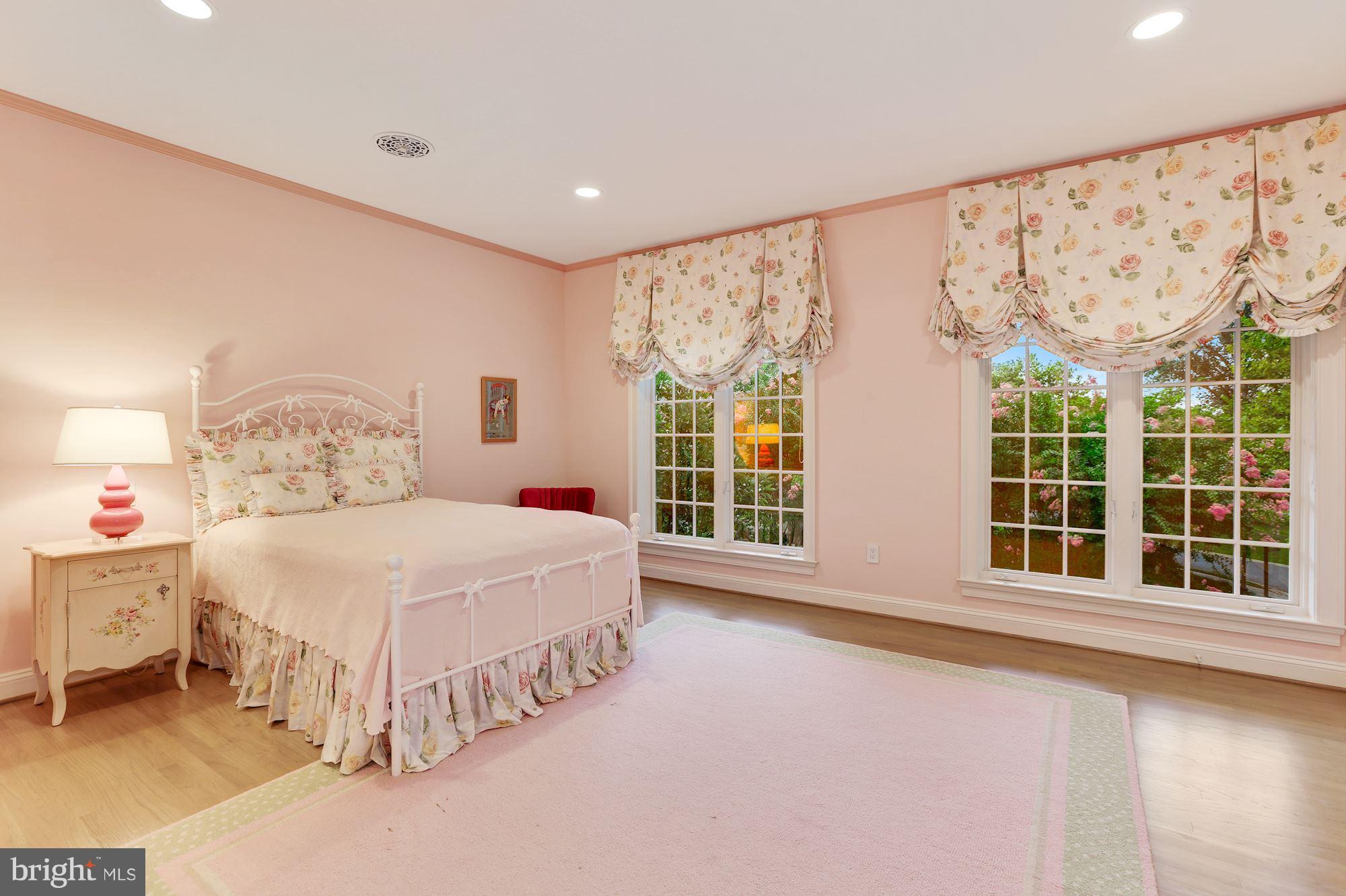 AVENEL - Residential