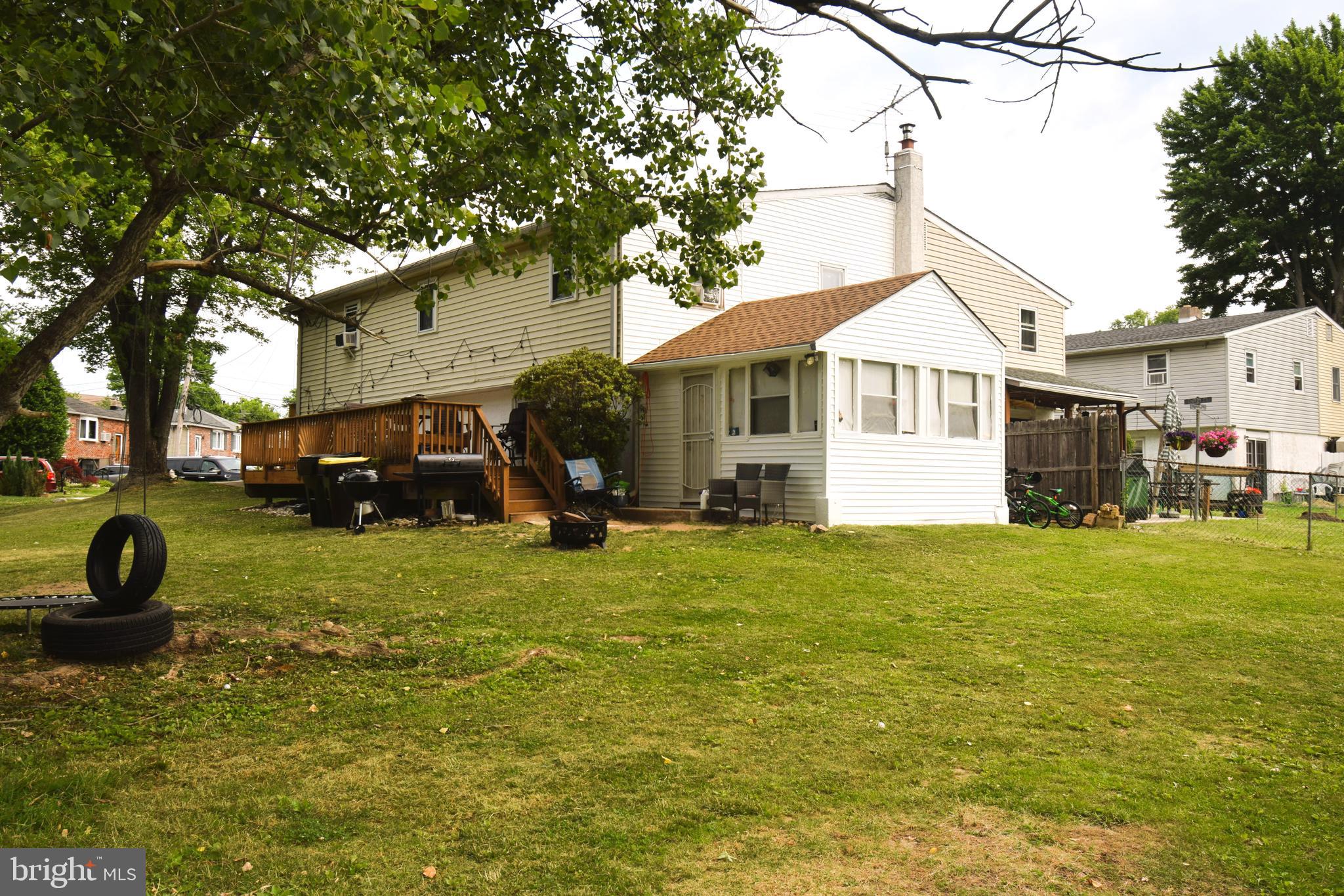 827 PENNBROOK AVENUE