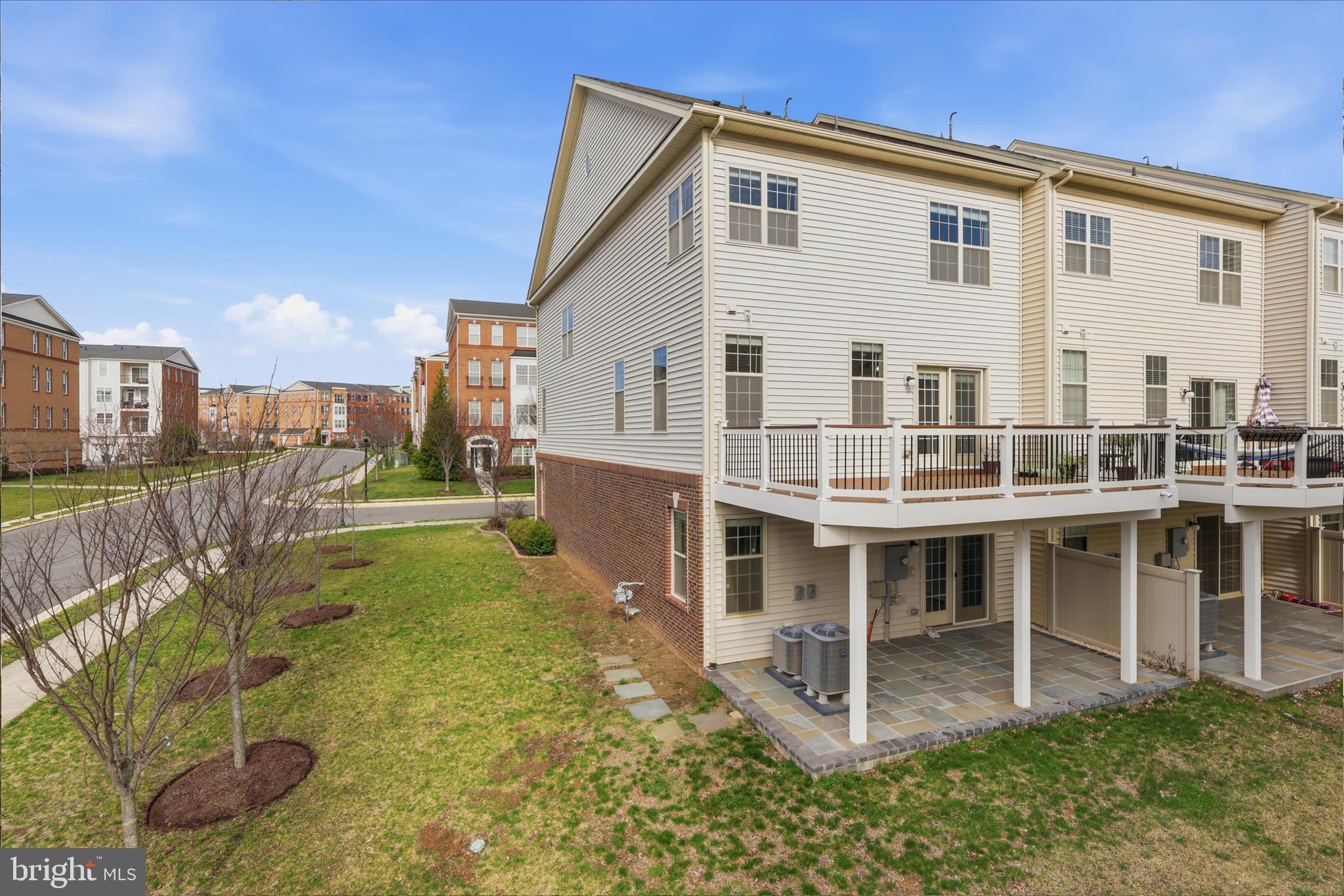 LOUDOUN VALLEY ESTATES 2 - Residential