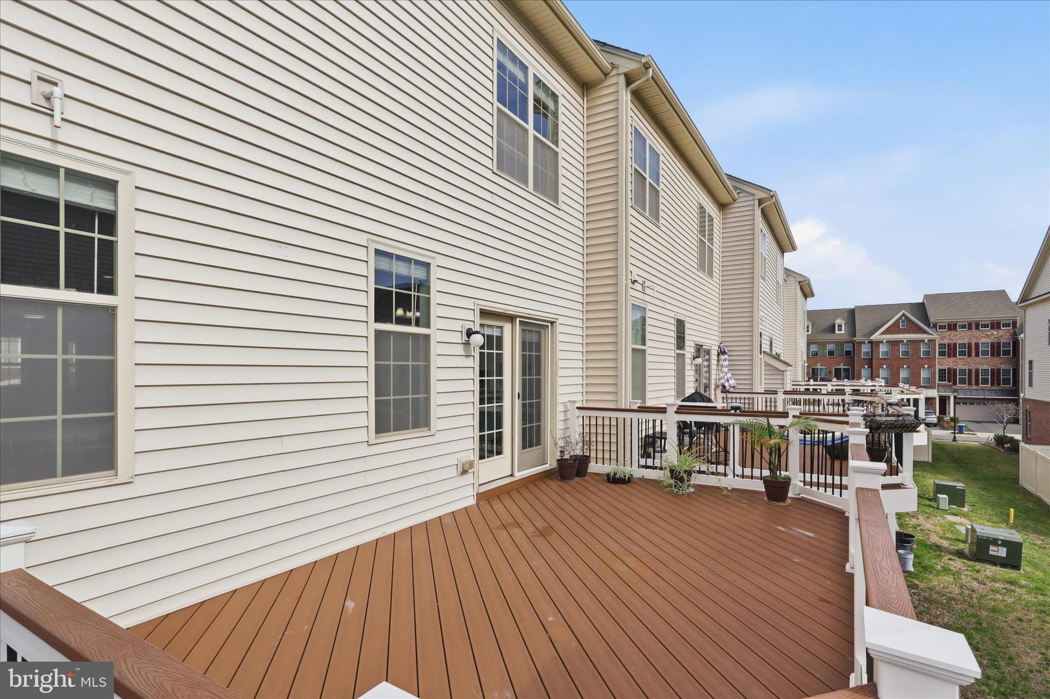 LOUDOUN VALLEY ESTATES 2 - Residential