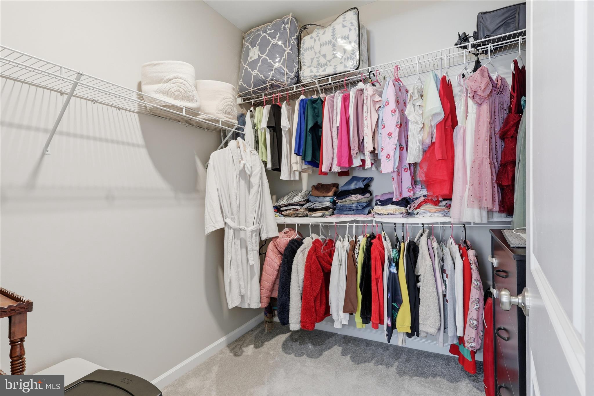 LOUDOUN VALLEY ESTATES 2 - Residential