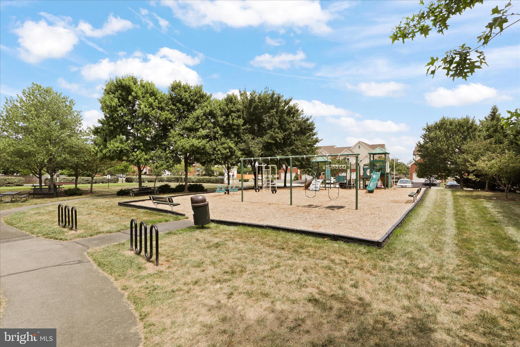 LOUDOUN VALLEY ESTATES 2 - Residential