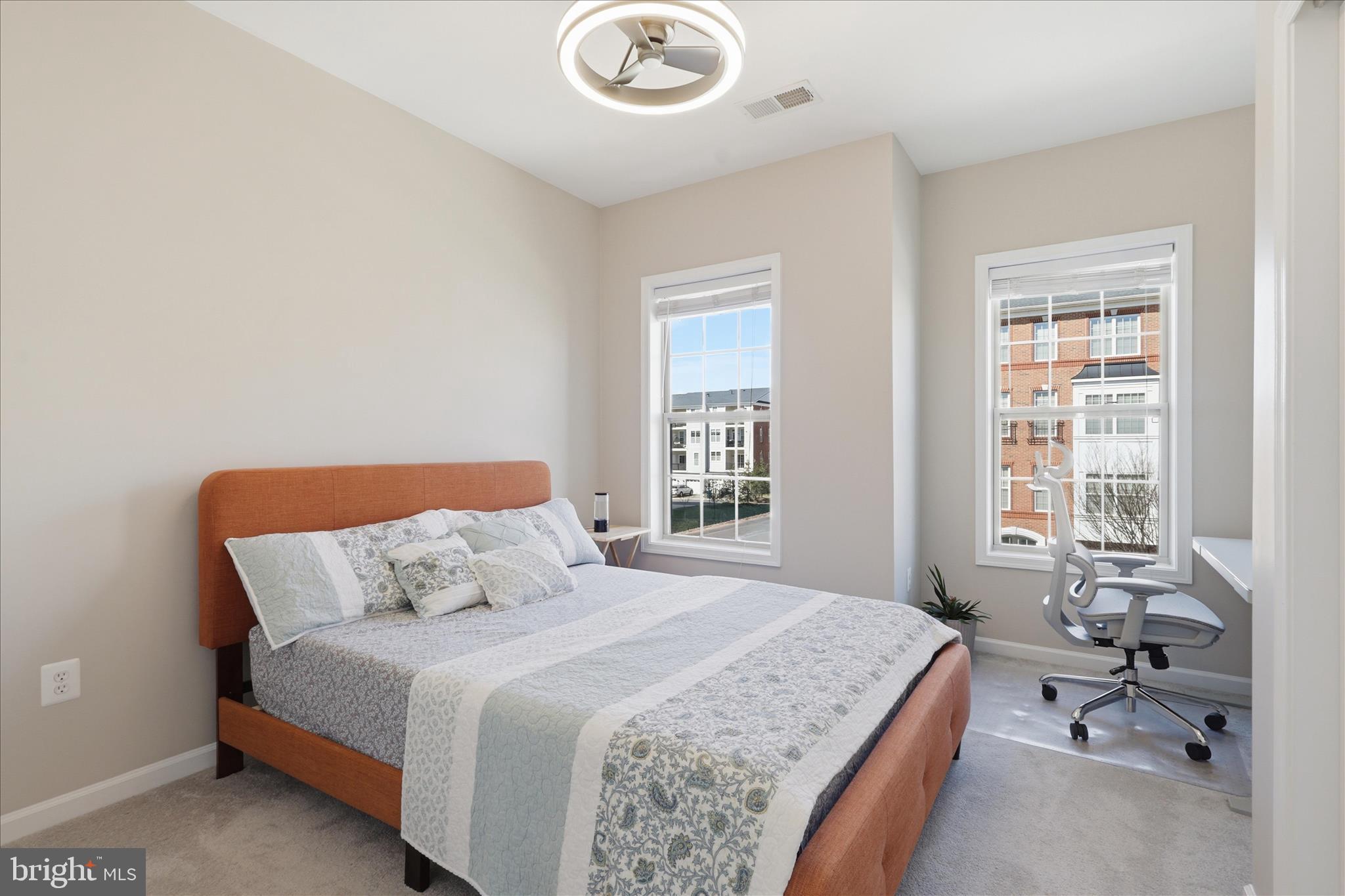 LOUDOUN VALLEY ESTATES 2 - Residential