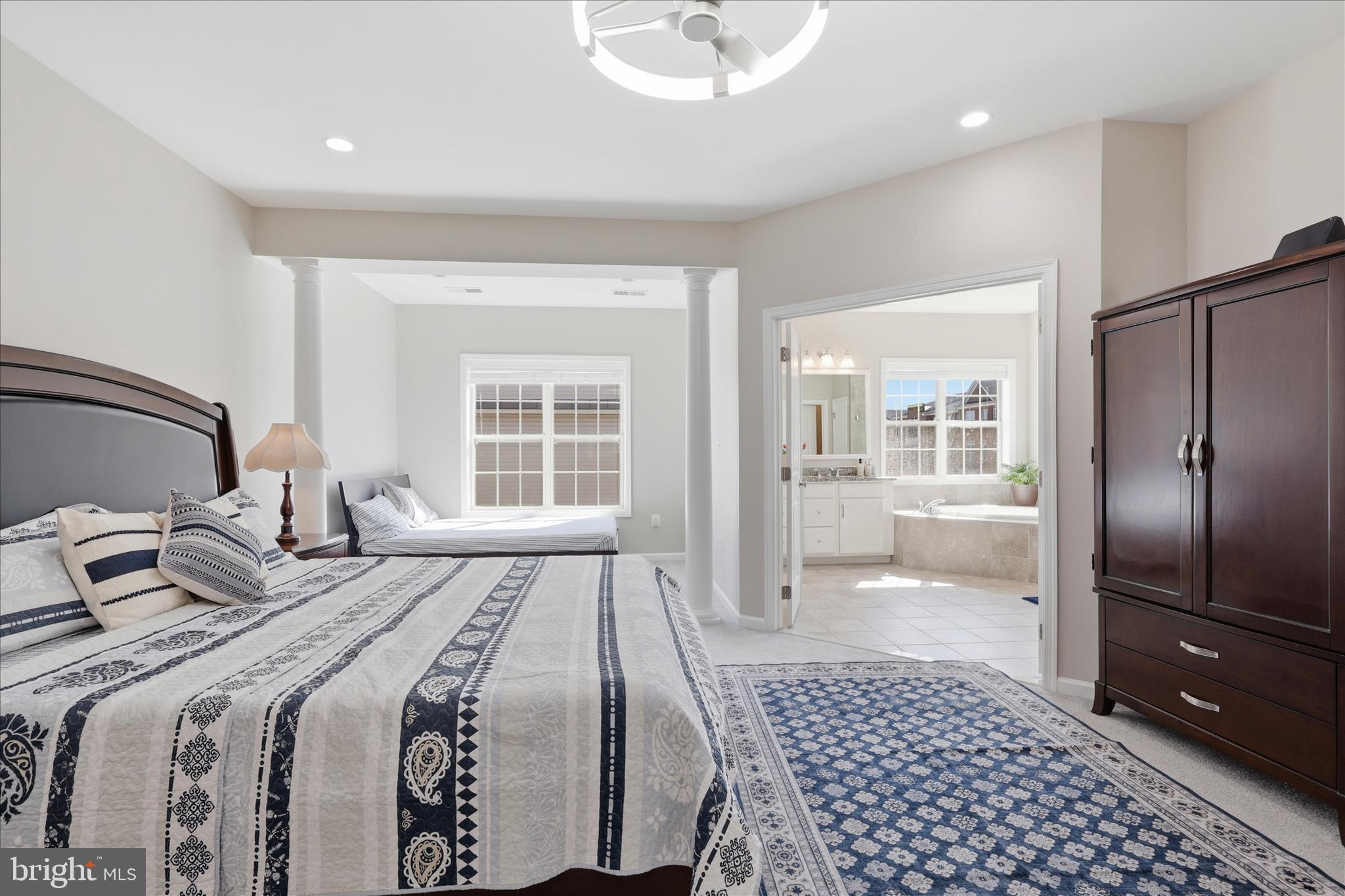 LOUDOUN VALLEY ESTATES 2 - Residential