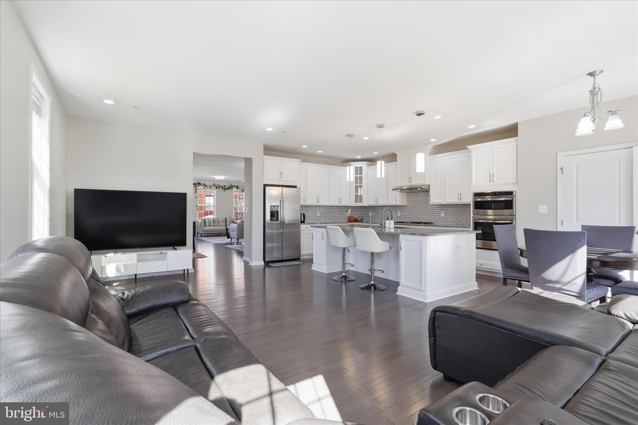 LOUDOUN VALLEY ESTATES 2 - Residential