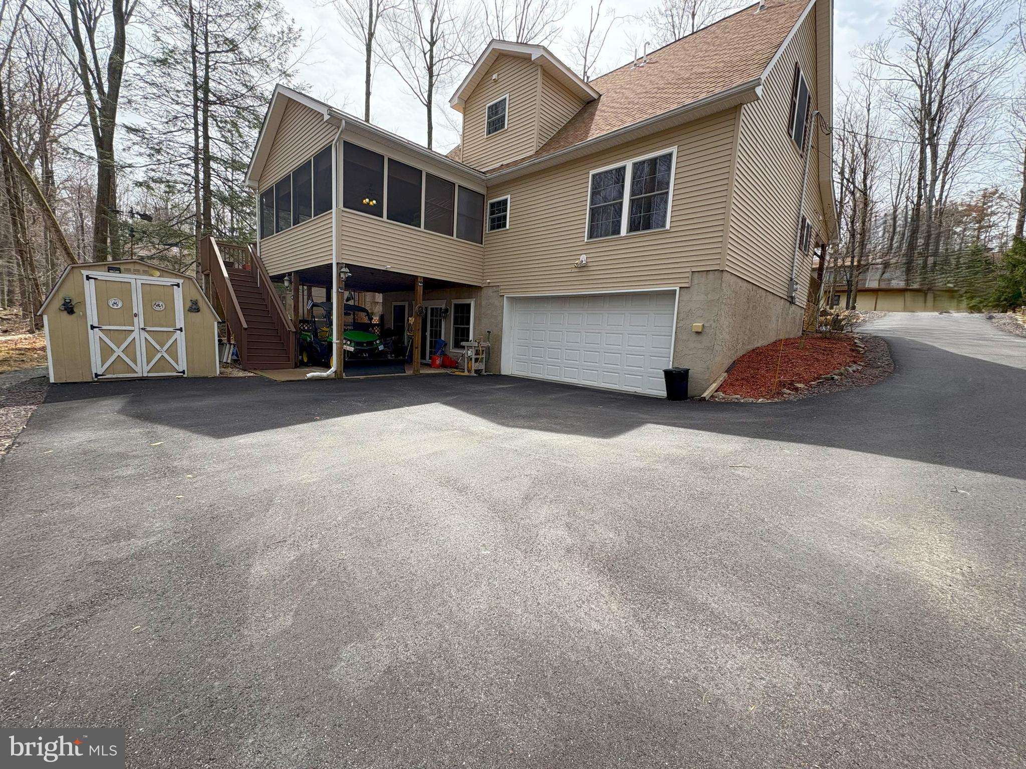 WALLENPAUPACK LAKE ESTATES - Residential