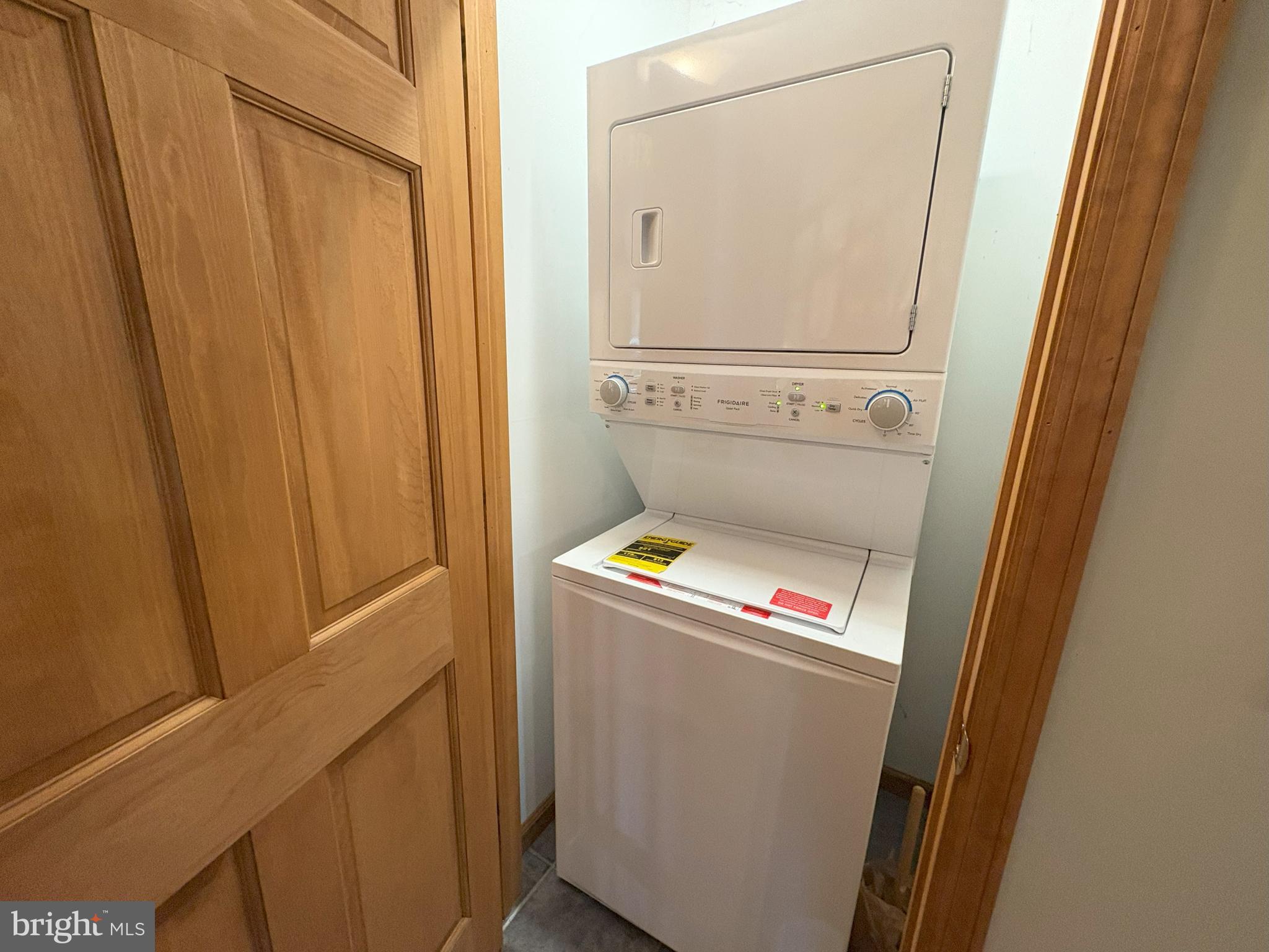 WALLENPAUPACK LAKE ESTATES - Residential