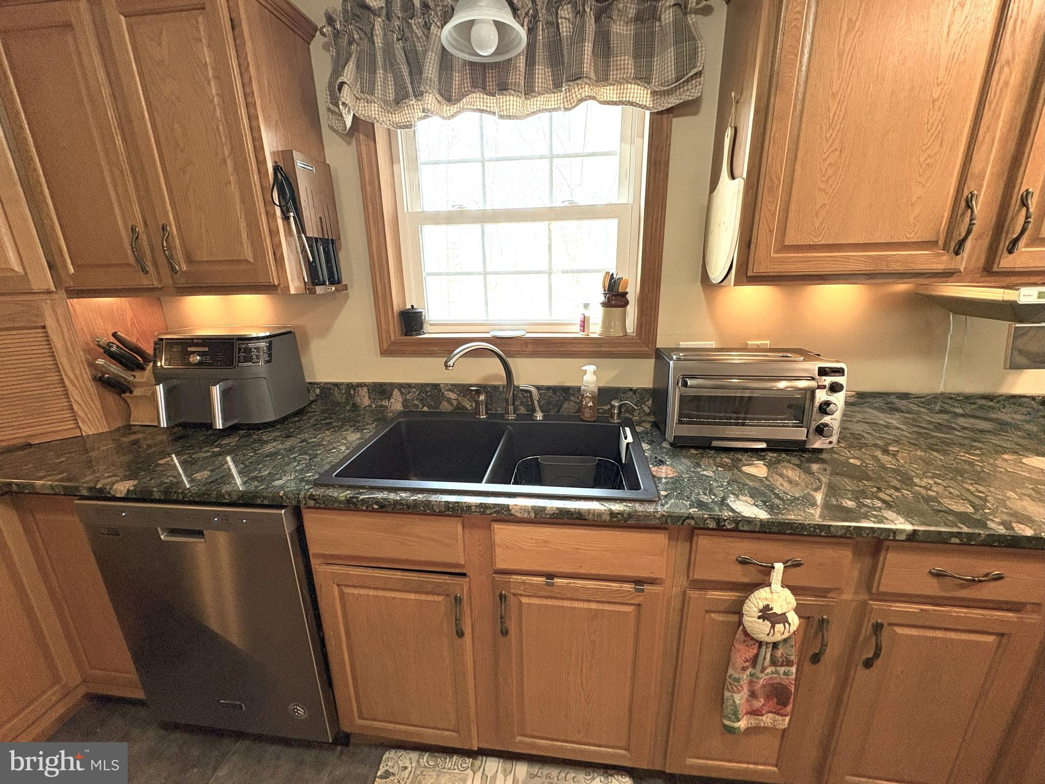 WALLENPAUPACK LAKE ESTATES - Residential