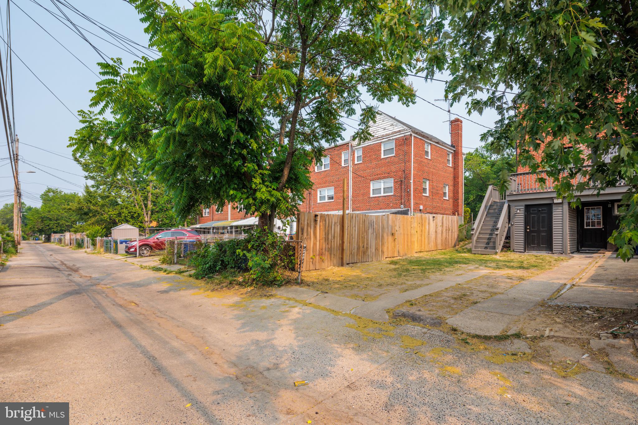 BELAIR-EDISON - Residential