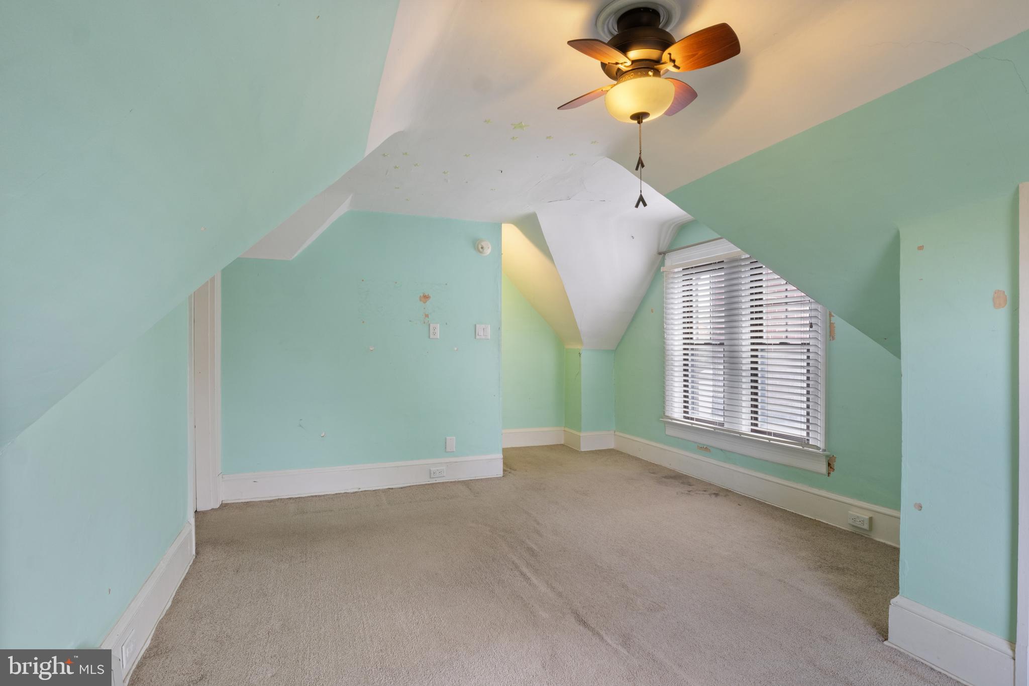 ELMWOOD - Residential