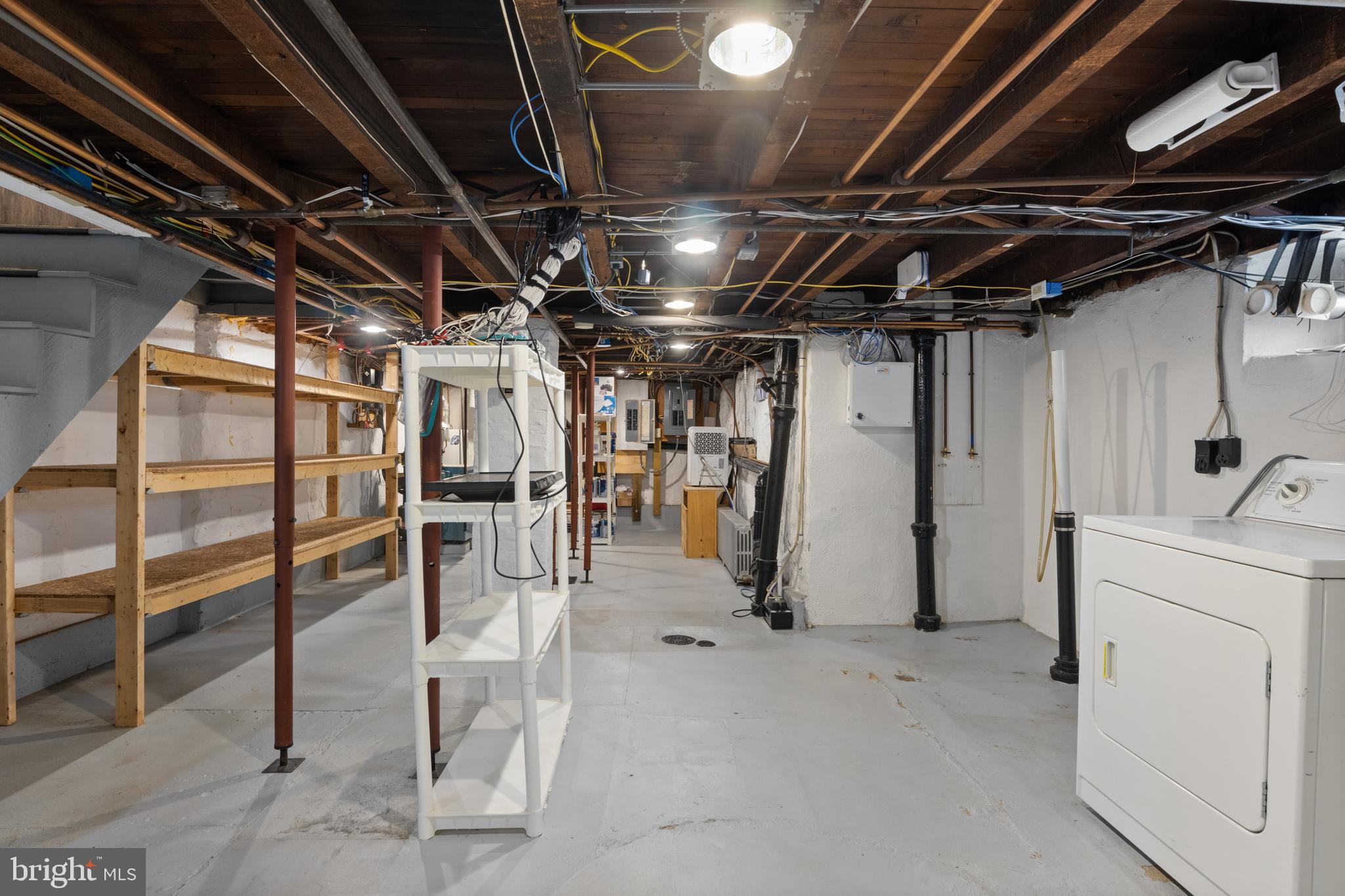 ELMWOOD - Residential