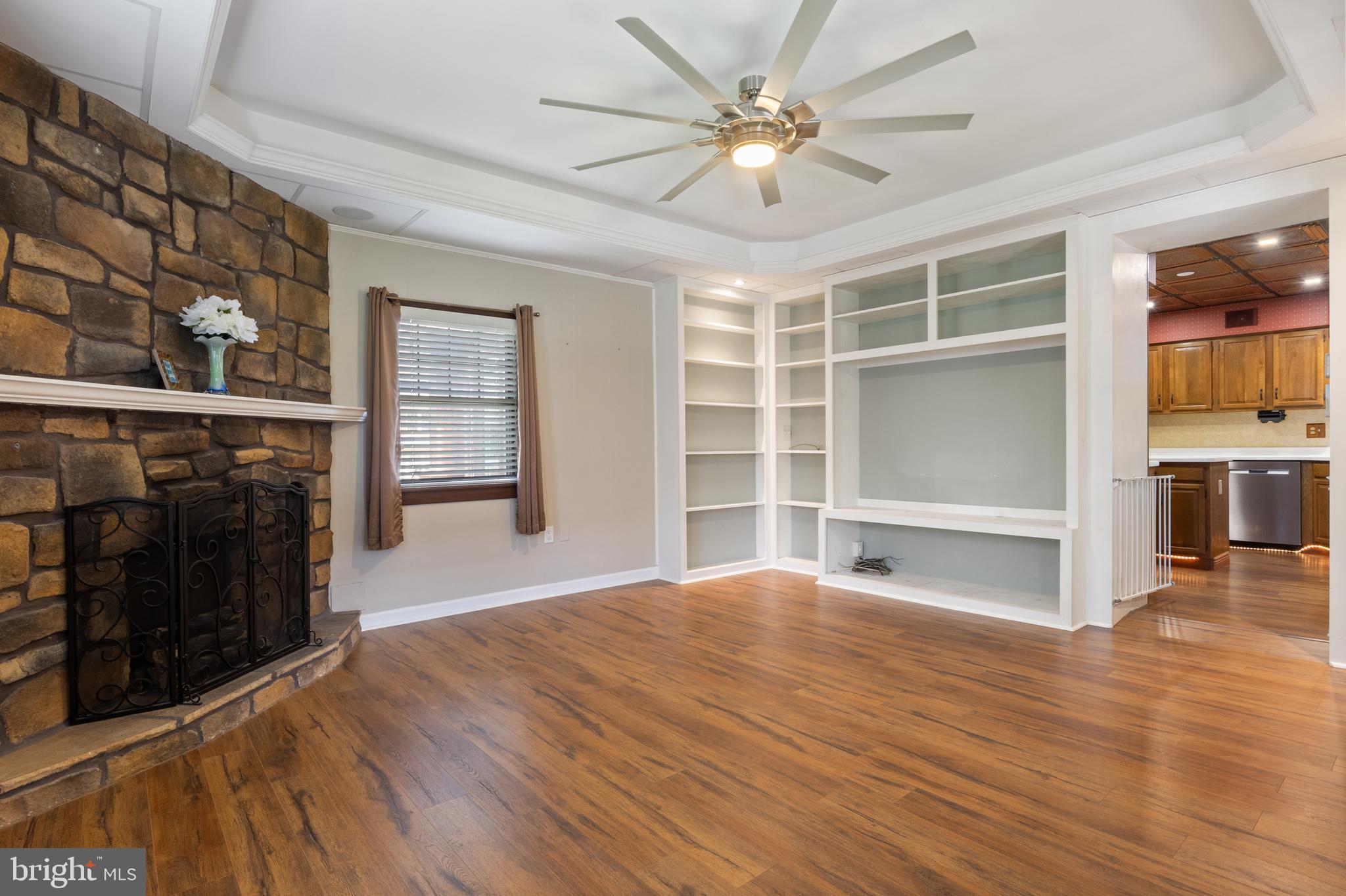 ELMWOOD - Residential