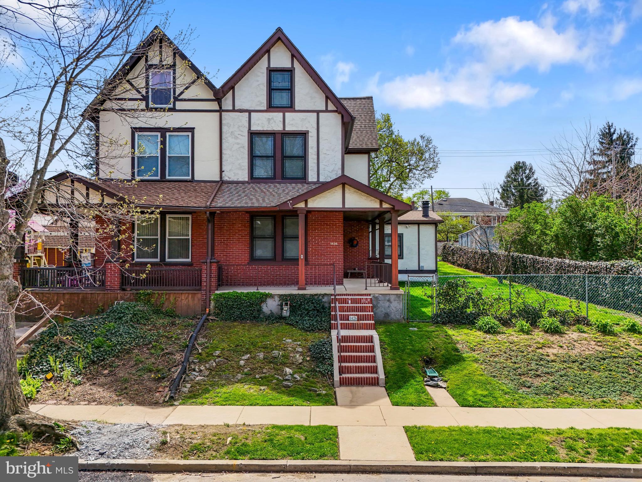 ELMWOOD - Residential