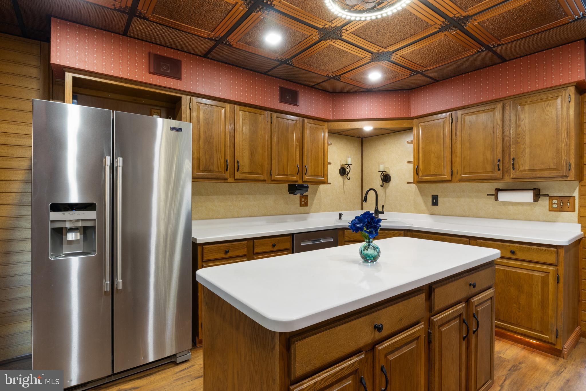 ELMWOOD - Residential