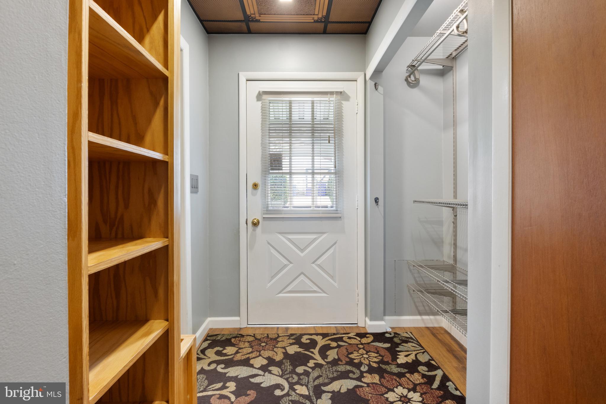 ELMWOOD - Residential