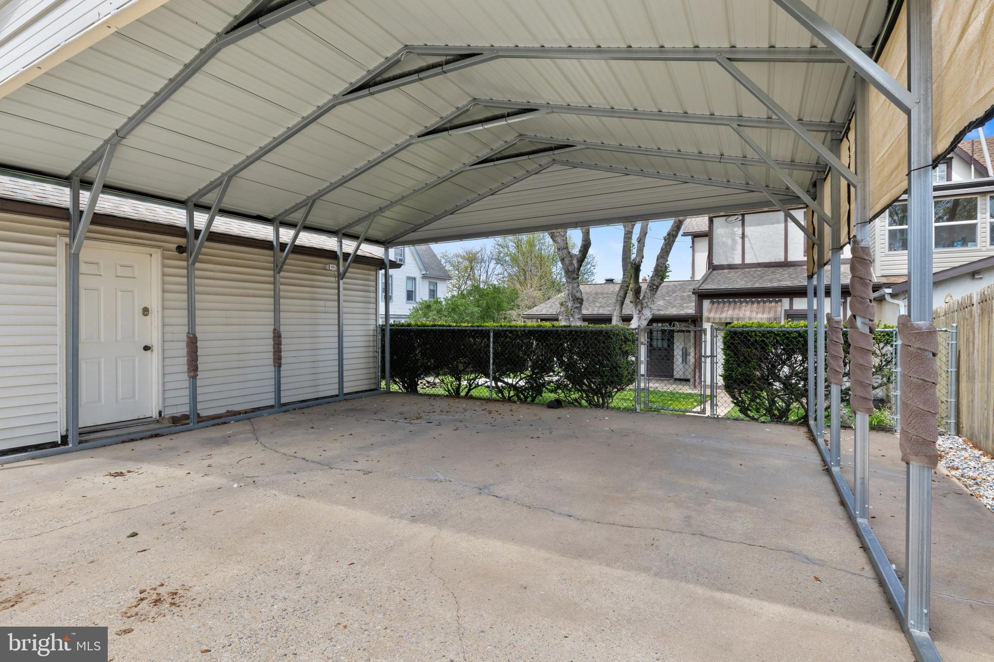 ELMWOOD - Residential