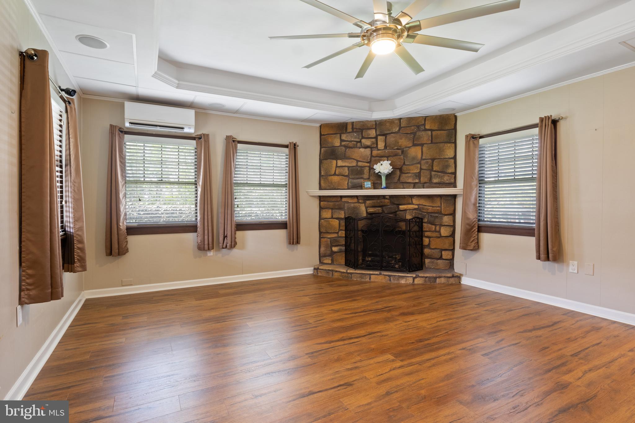 ELMWOOD - Residential