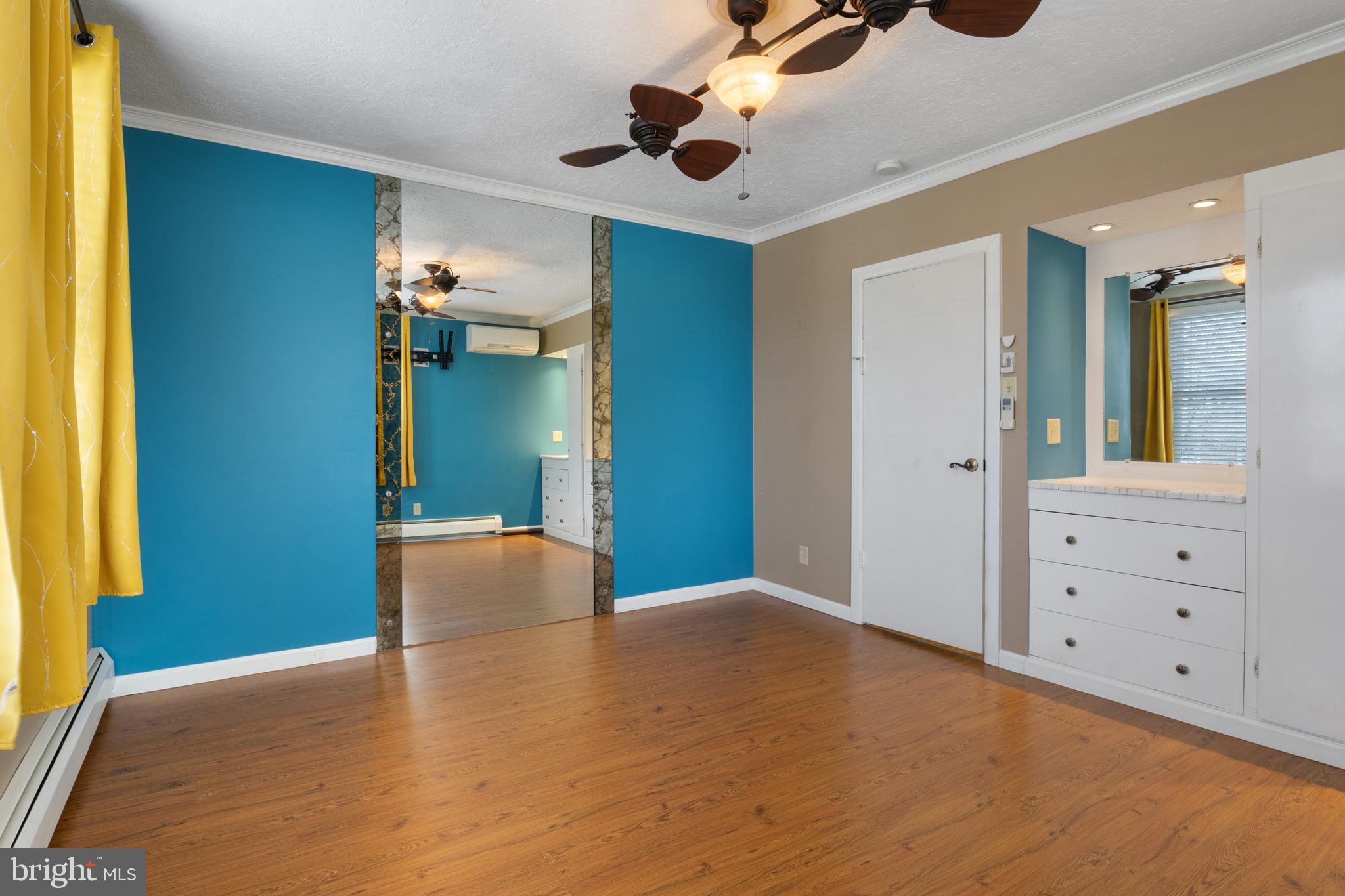 ELMWOOD - Residential