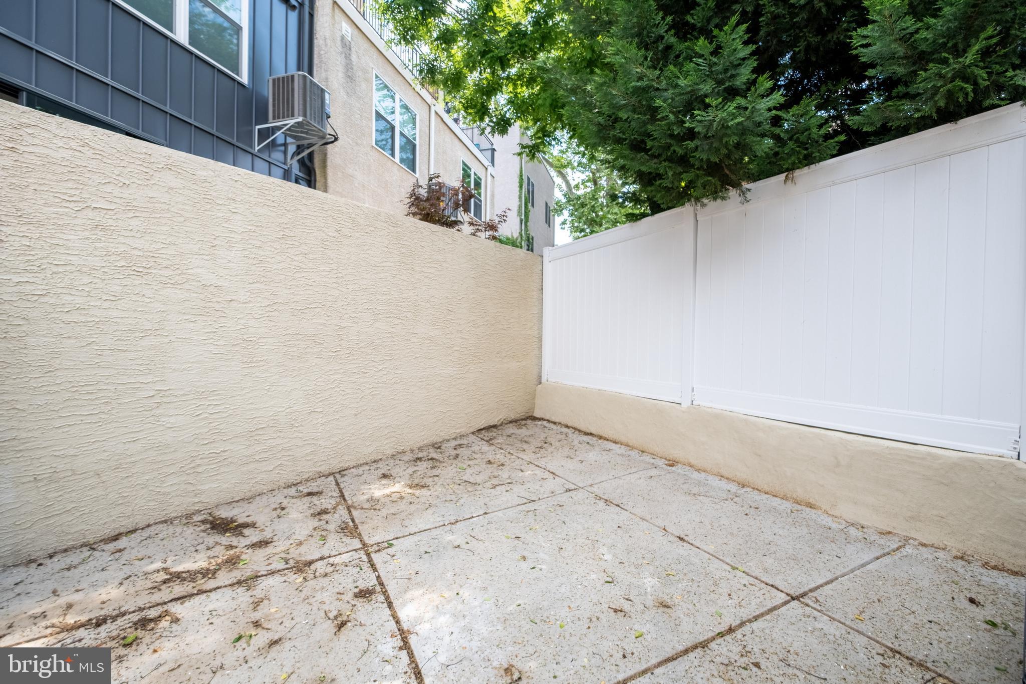 GRADUATE HOSPITAL - Residential Lease