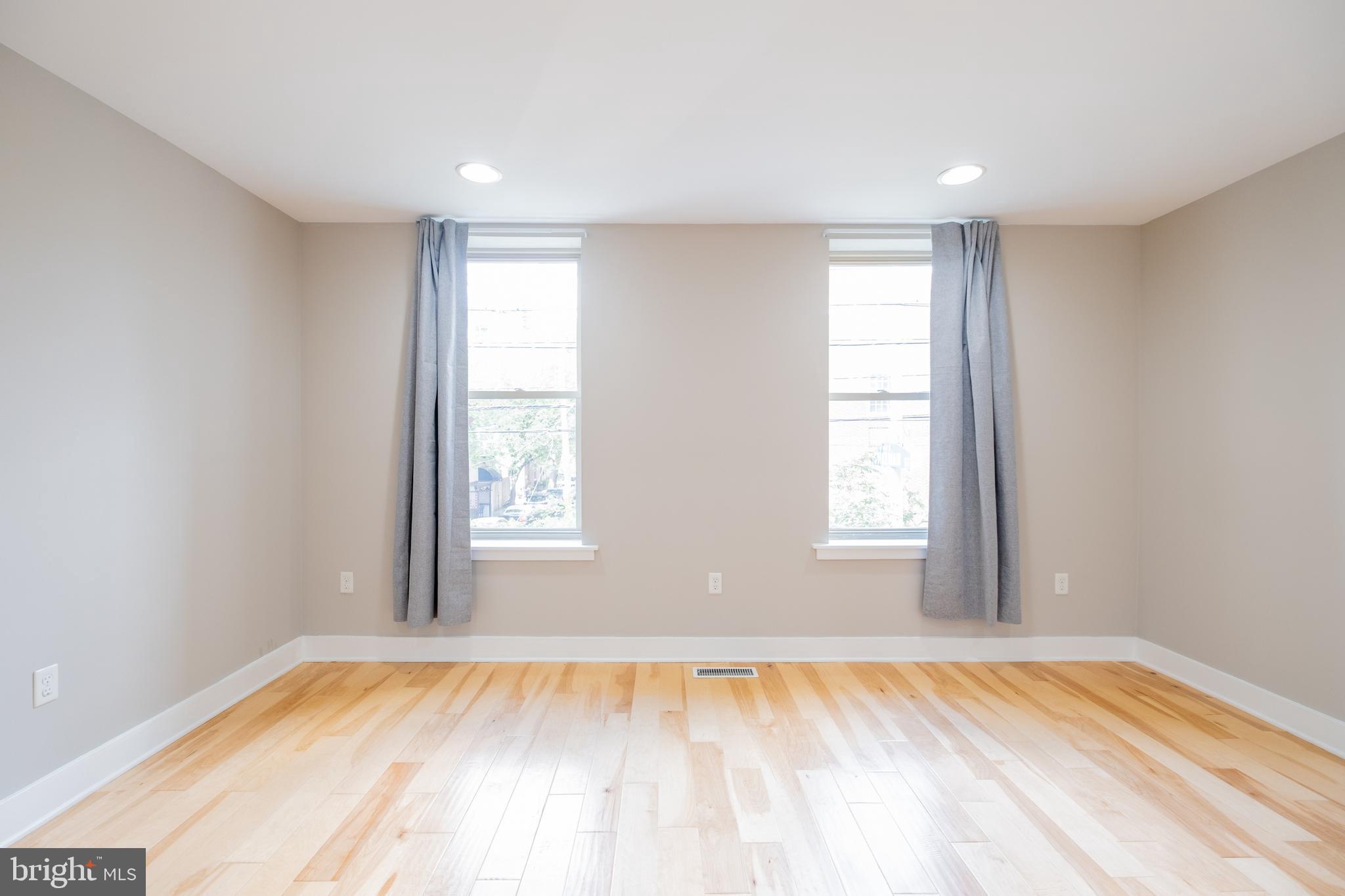 GRADUATE HOSPITAL - Residential Lease