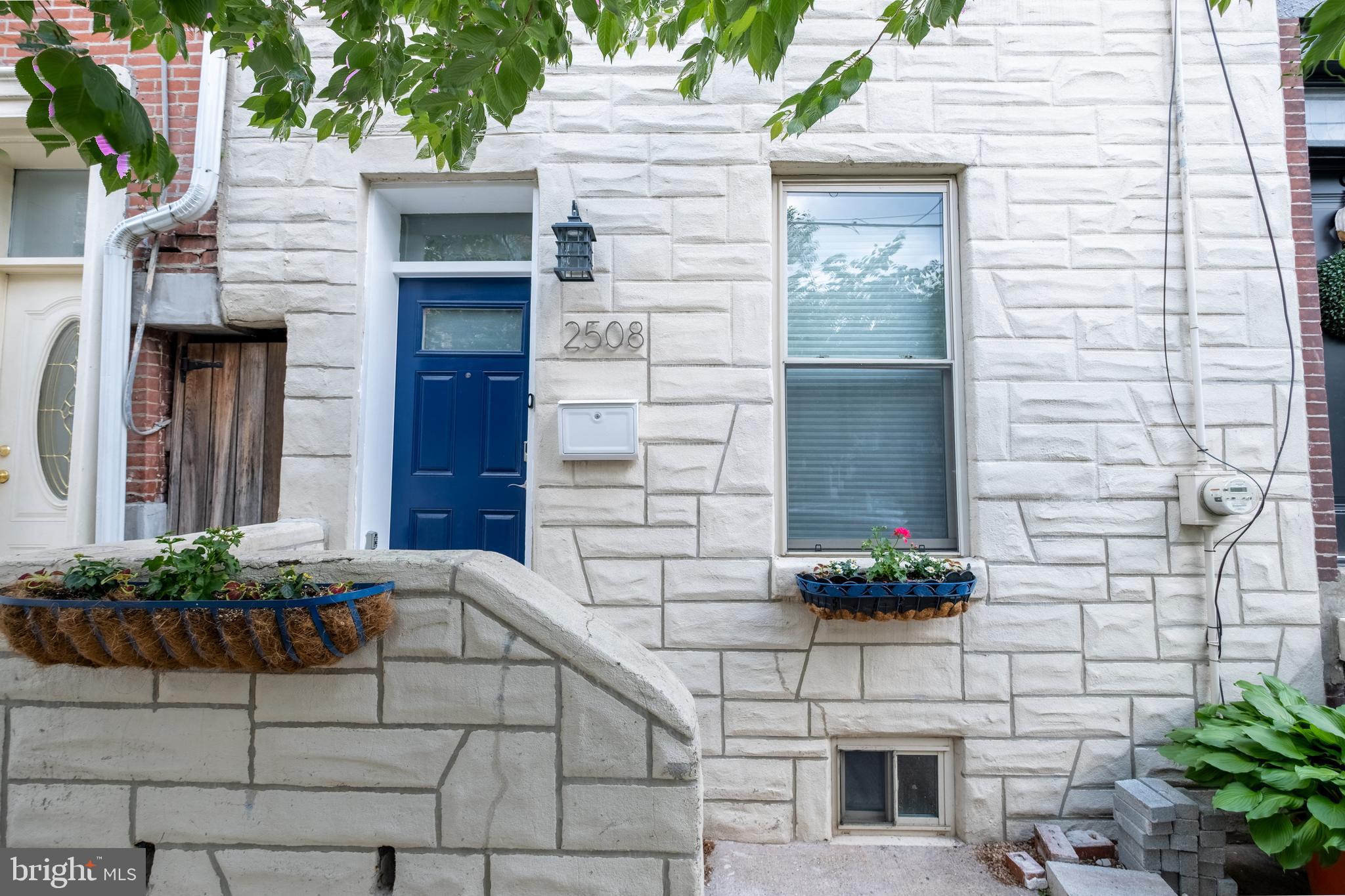 GRADUATE HOSPITAL - Residential Lease