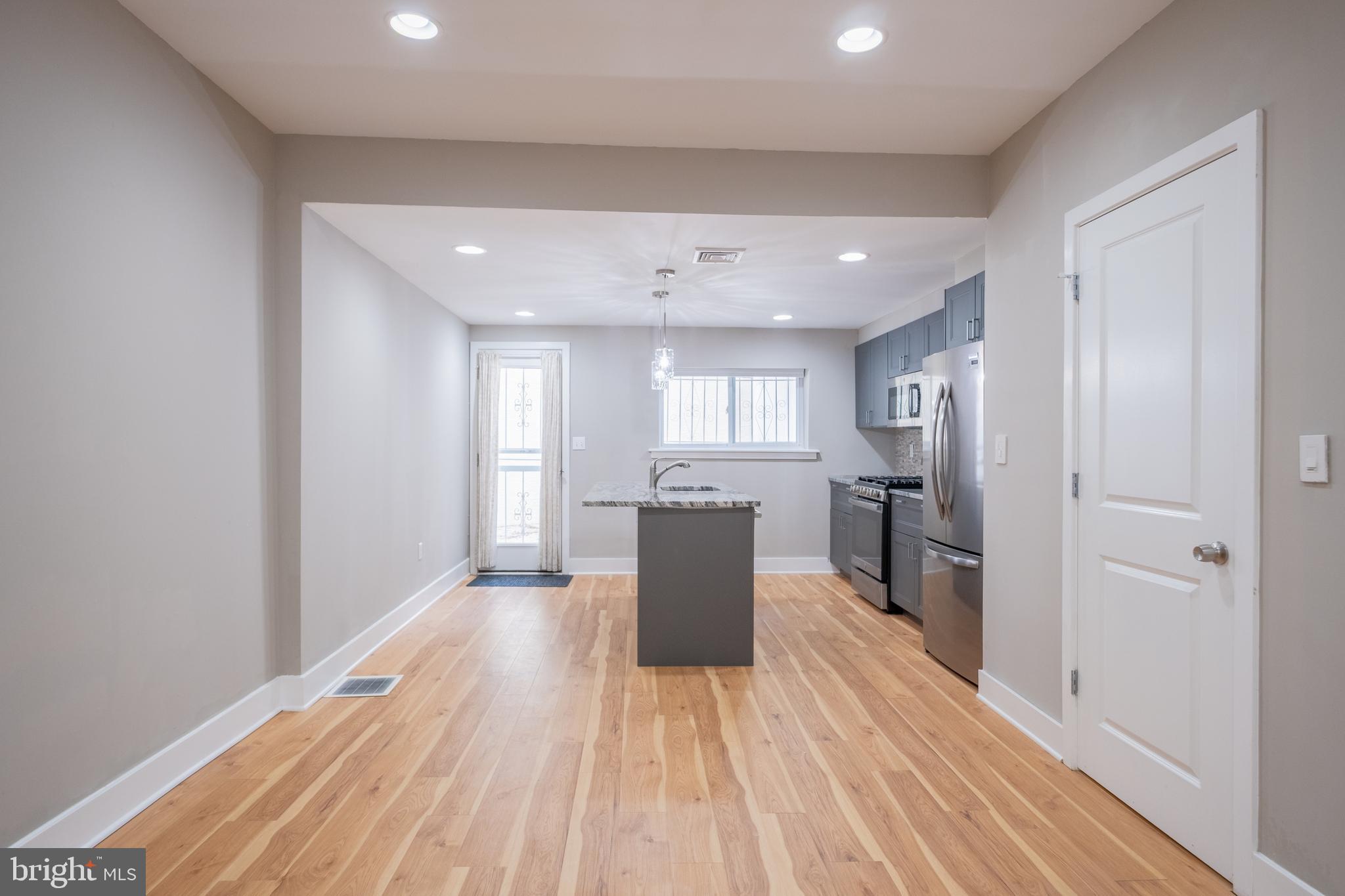 GRADUATE HOSPITAL - Residential Lease