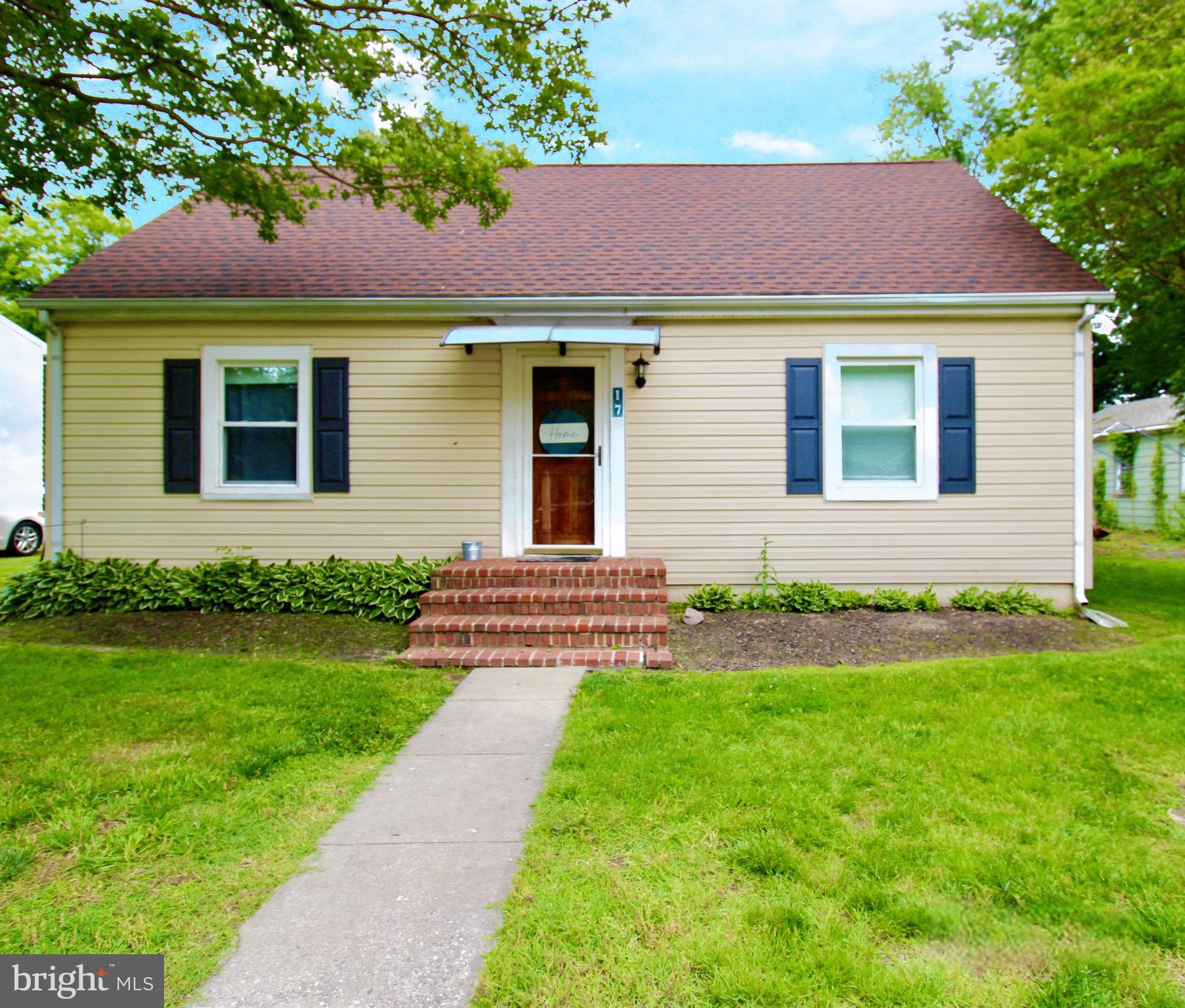 BAY HEIGHTS - Residential